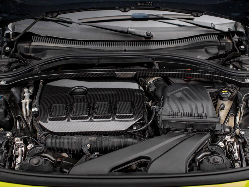 Carbon Fiber Engine Cover BMW 1 F40 M135i