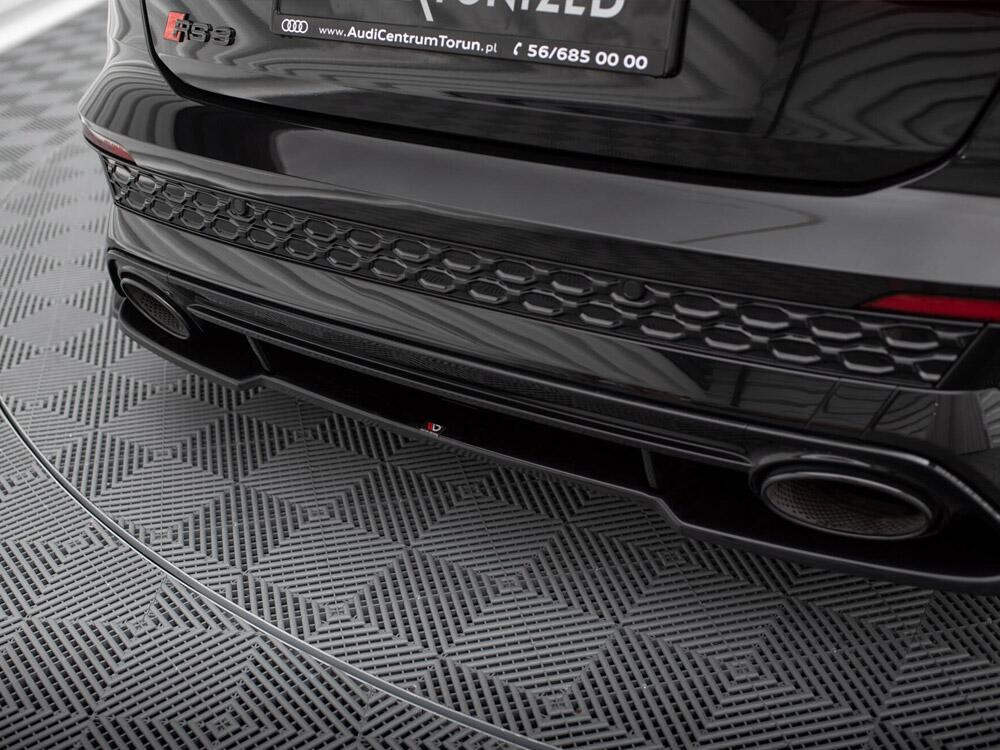 Central Rear Splitter Audi RS3 Sportback 8Y