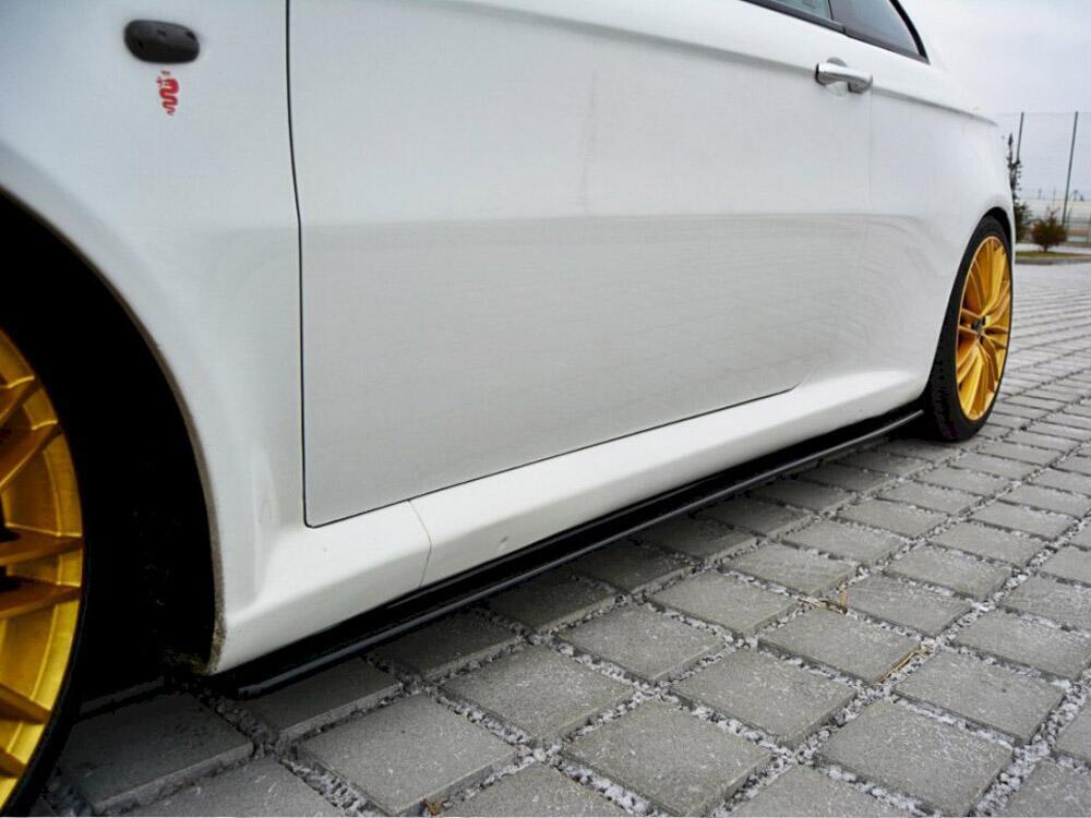 Side Skirts Diffusers Alfa Romeo GT (2004-2010) - Carbon Look