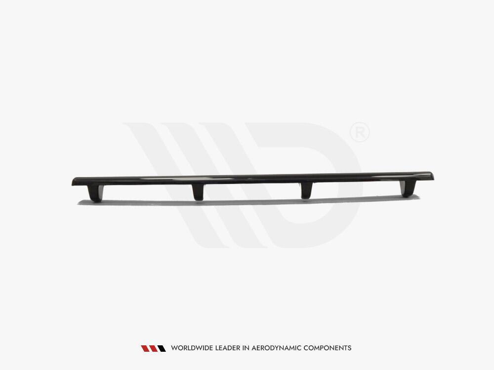 Central Rear Splitter (Vertical Bars) BMW 4 Coupe / Gran Coupe / Cabrio M-Pack F32 / F36 / F33 - Carbon Look