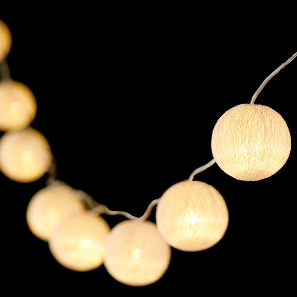 Ambient Balls 20 Lights Cream