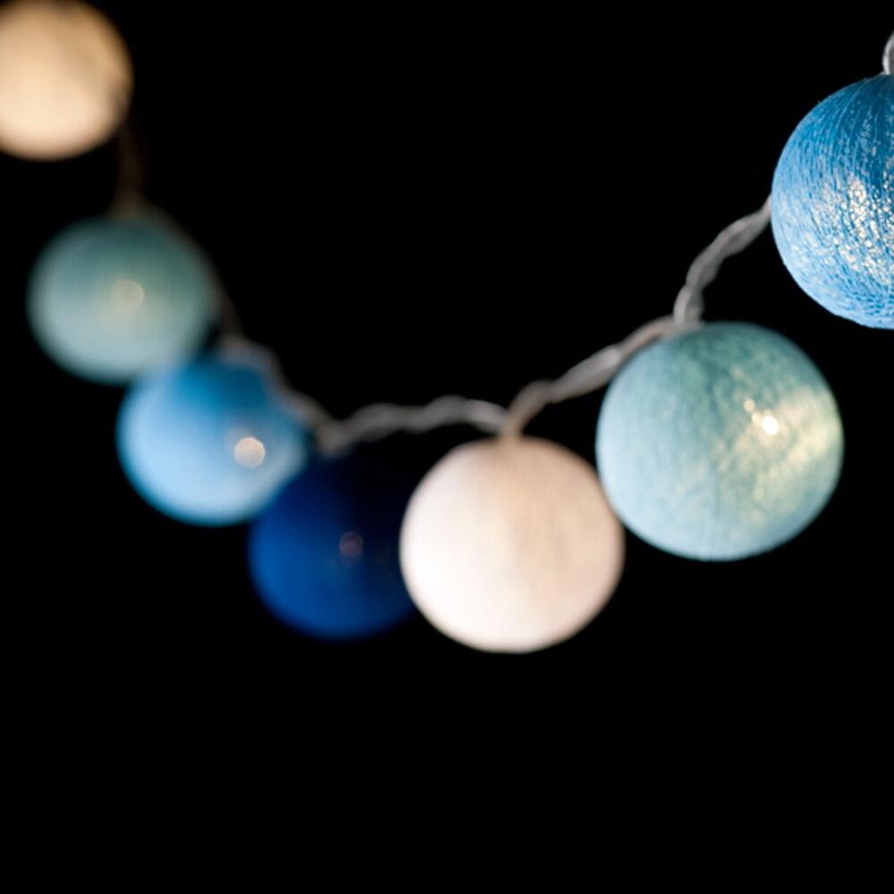 Ambient Balls 30 Lights Blue Tones