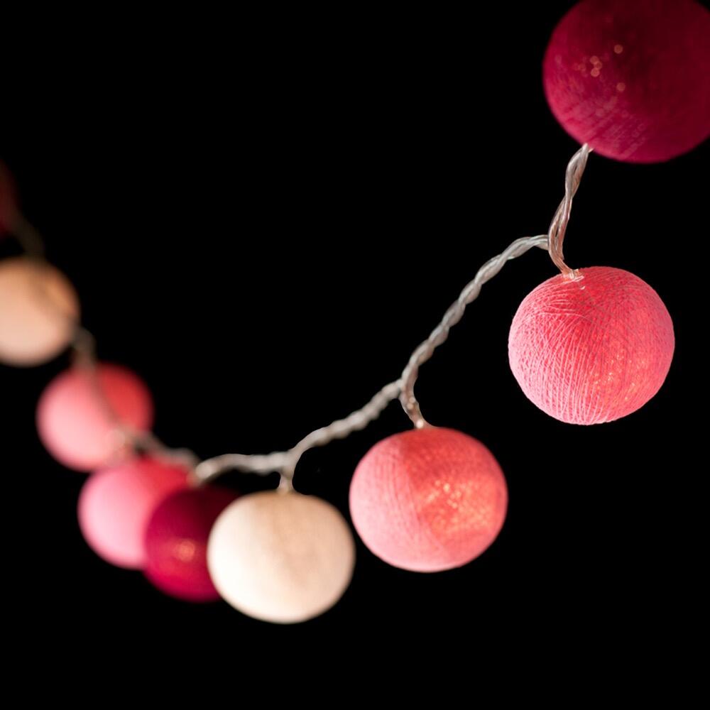 Ambient Balls 20 Lights Pink Tones