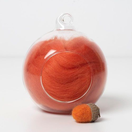 orange 32 merino wool tops for needle felting and spinning in a 10g portion.
