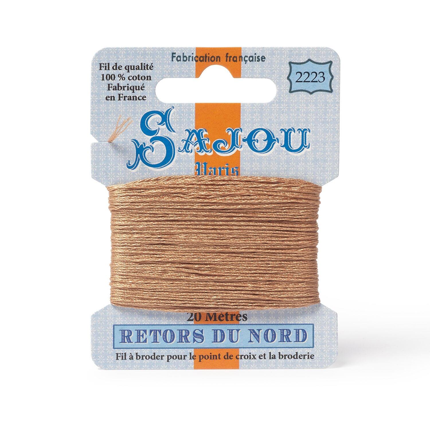 Maison Sajou Retors du Nord embroidery thread card in colour 2223 beige.
