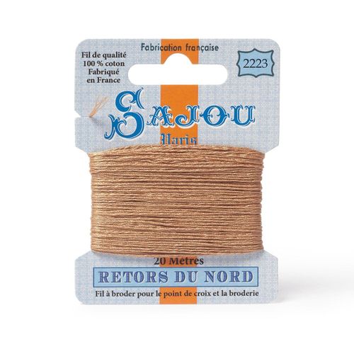 Maison Sajou Retors du Nord embroidery thread card in colour 2223 beige.
