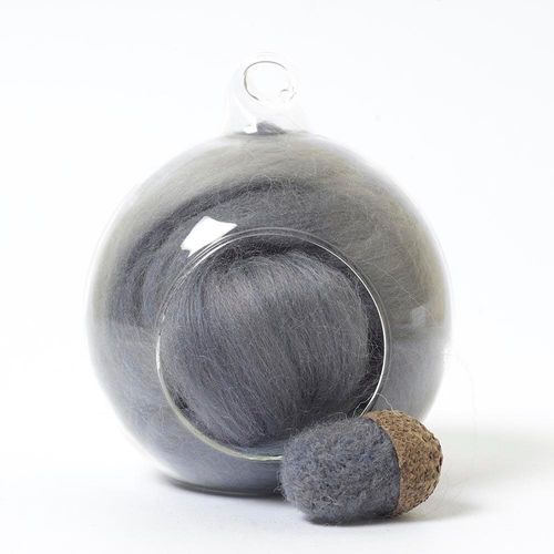 grey 78 merino wool tops for needle felting and spinning in a 10g portion.