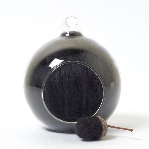grey 79 merino wool tops for needle felting and spinning in a 10g portion.