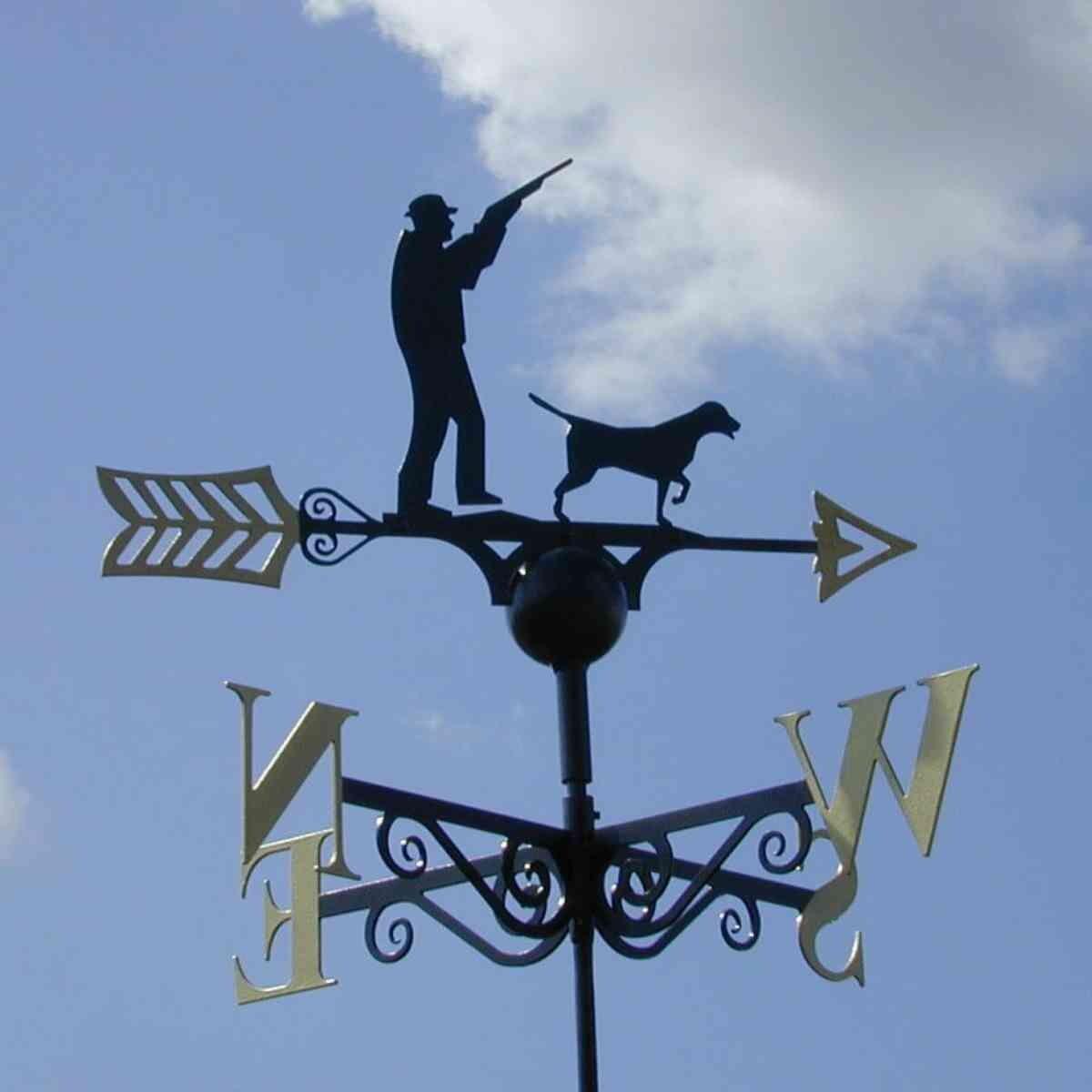 Hunting scene weathervane