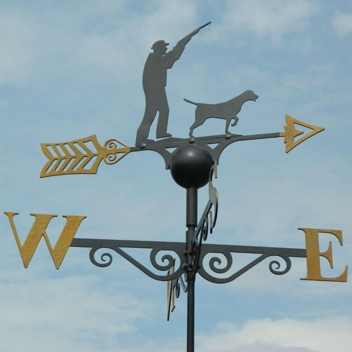 Hunting scene weathervane
