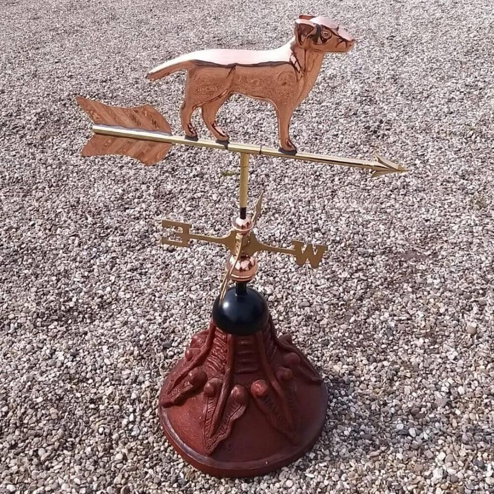 Labrador weathervane supplied on a round ridge tile base