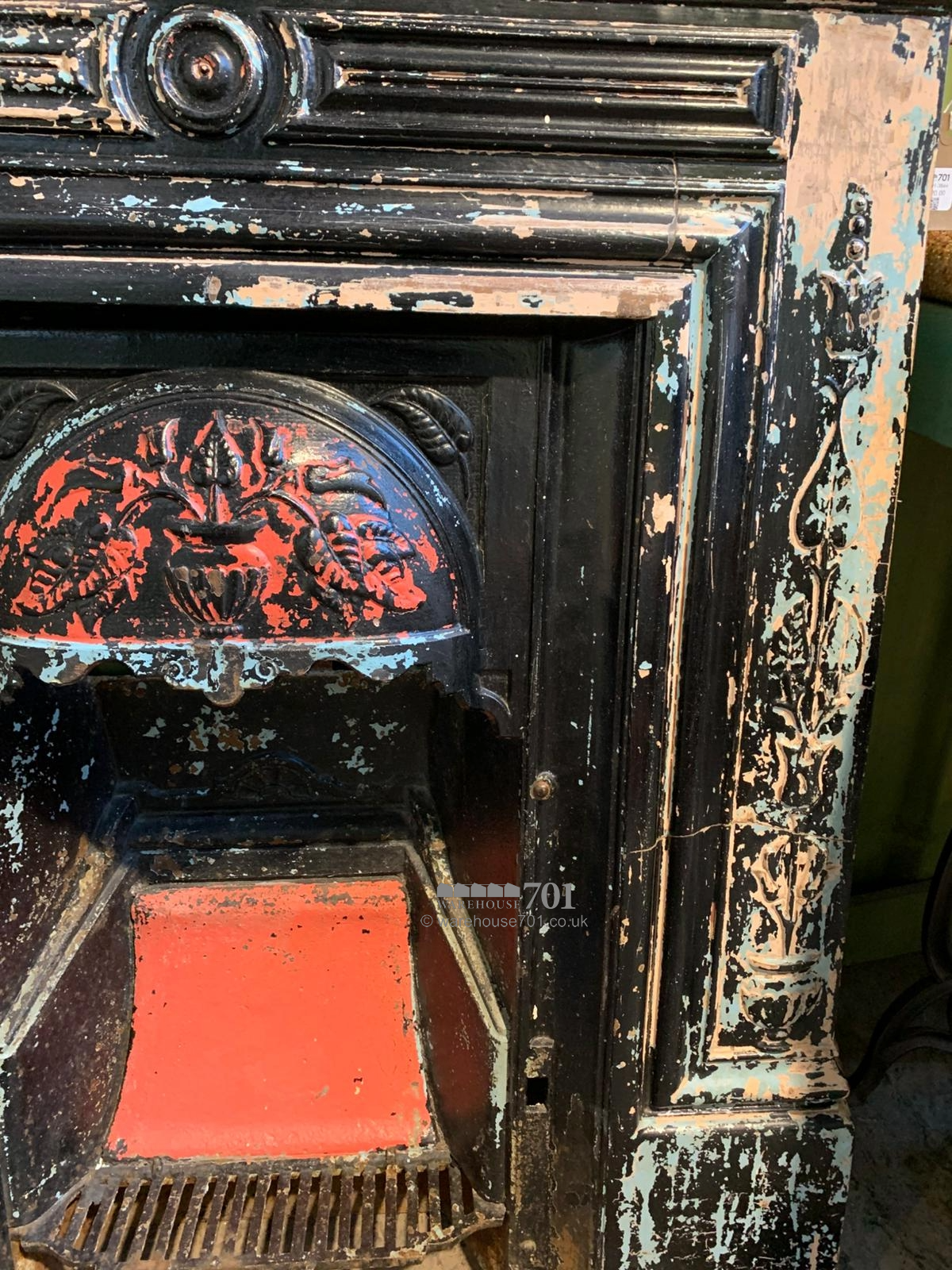 Cast iron fire place - no tiles gold edges