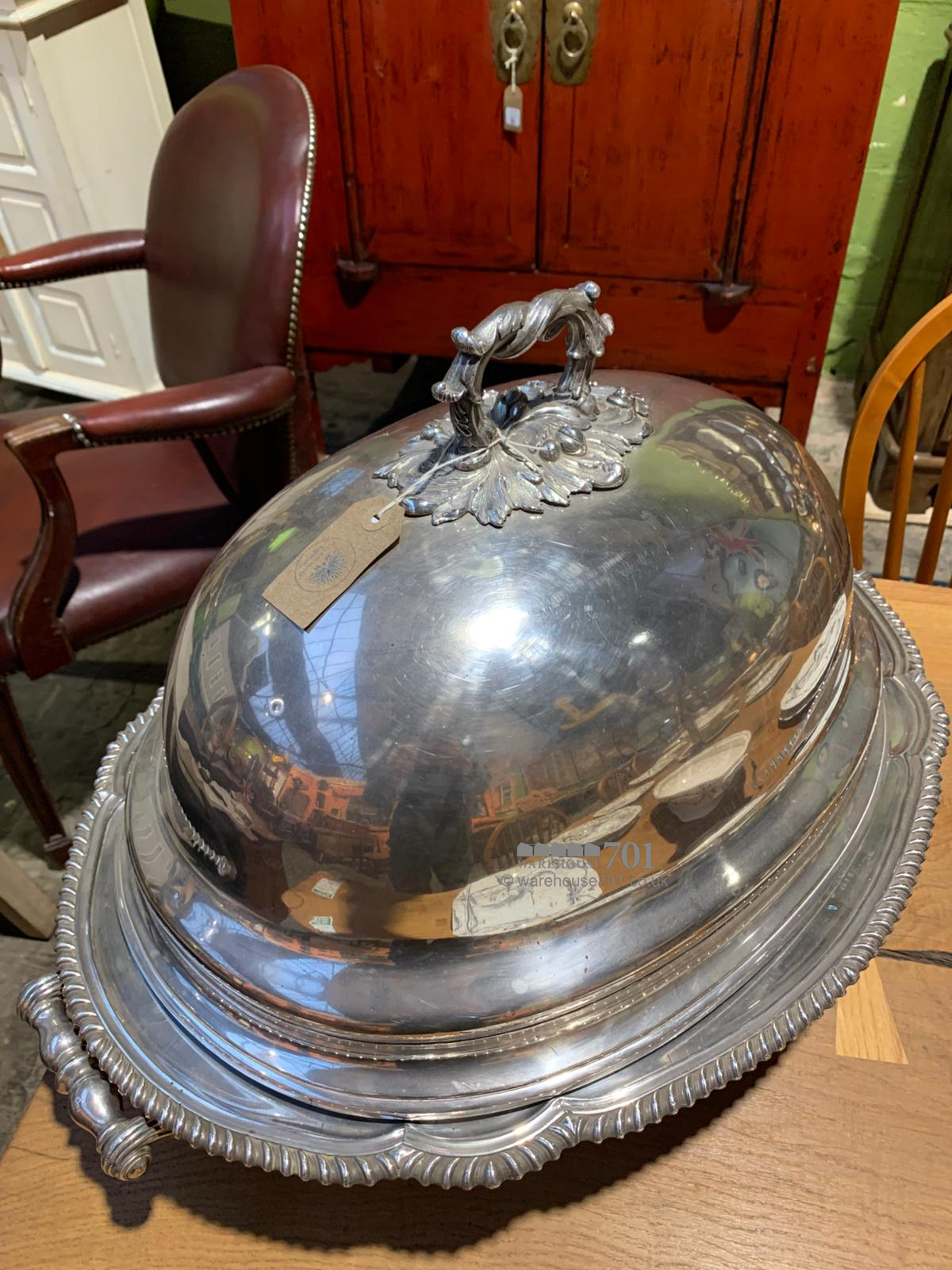 Large meat dome and platter