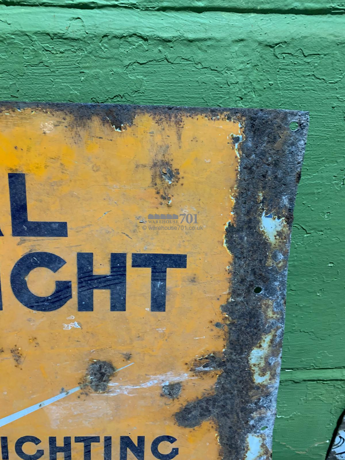 Vintage tin enamel Royal Daylight Oil sign