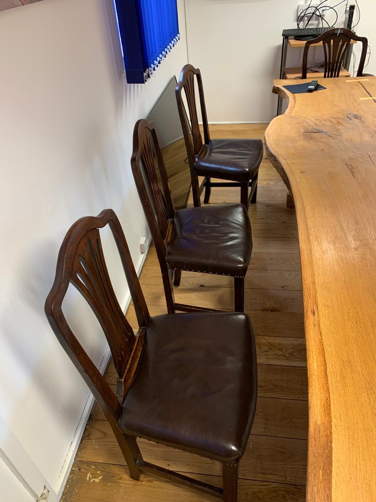 Set of 8 antique Georgian mahogany dining chairs