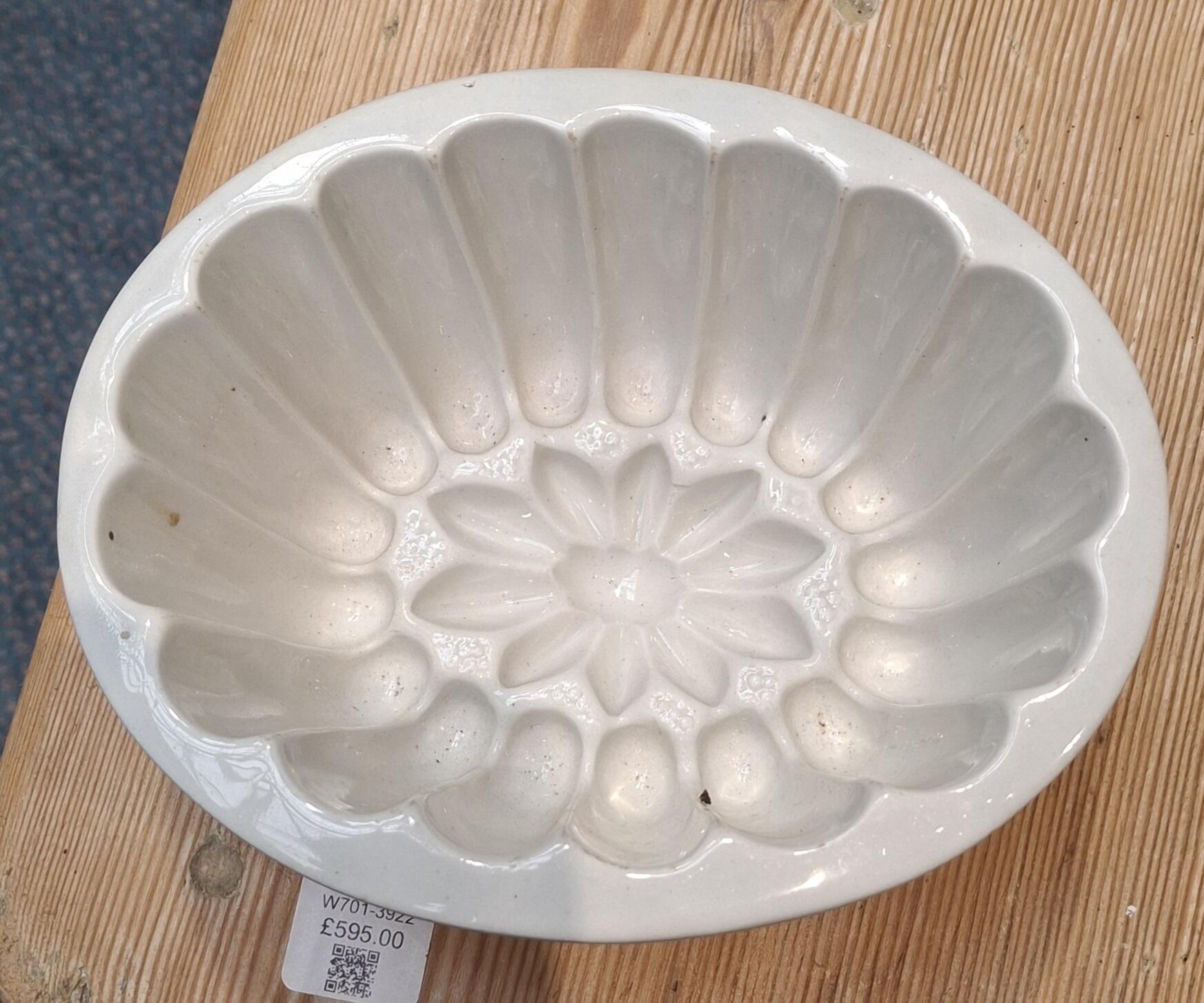 Charming Vintage White Jelly Mould
