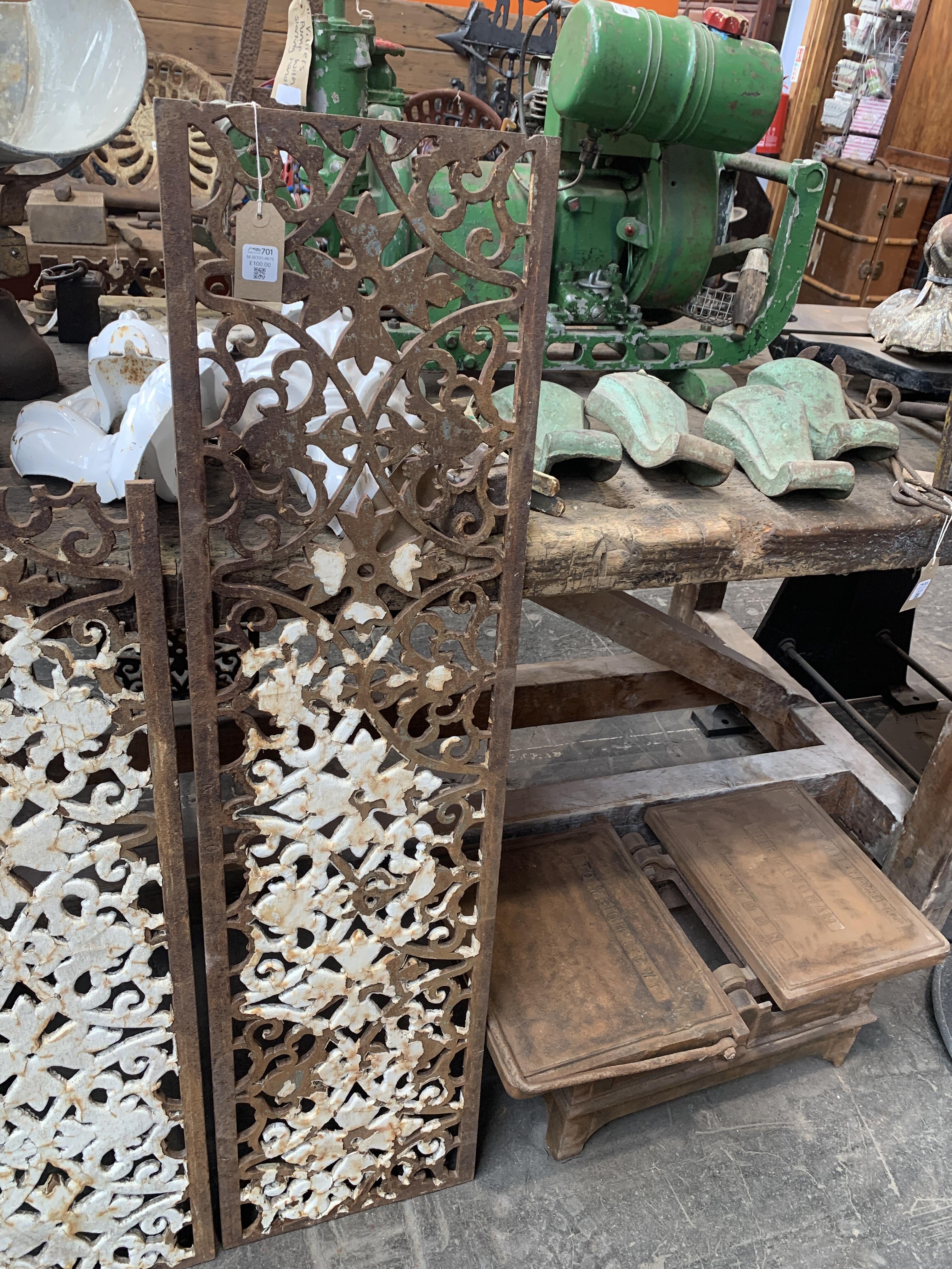Large Victorian Cast Iron Decorative Panel