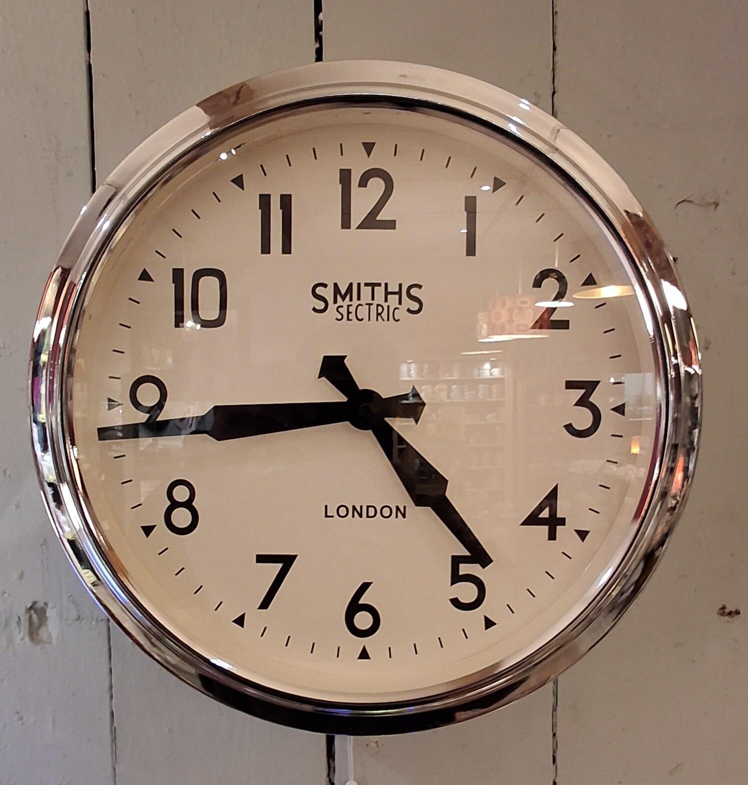 ATT Smiths Retro Wall Clock in Chrome - 38cm