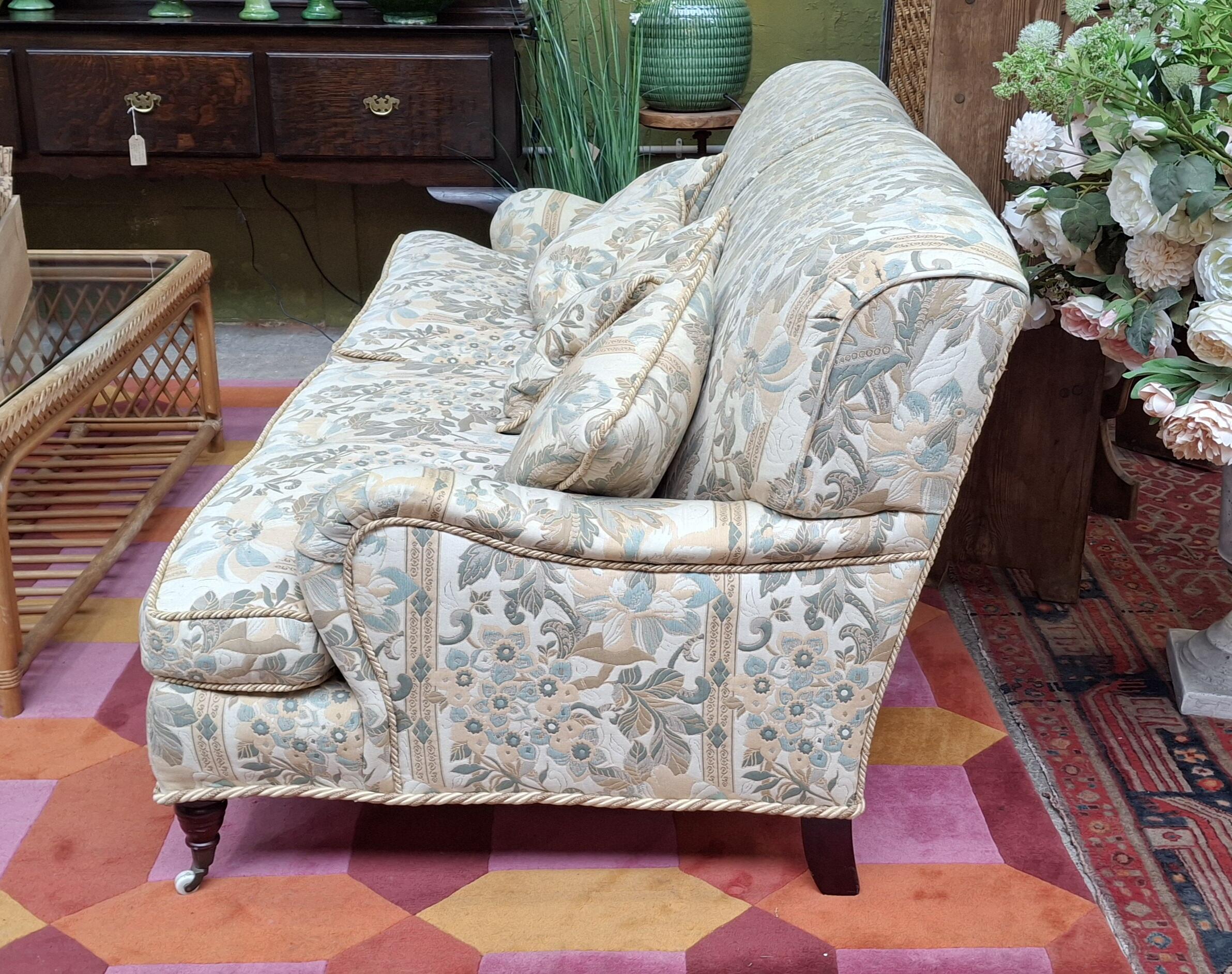 Vintage Derwent Two Seater Settee EAST2066