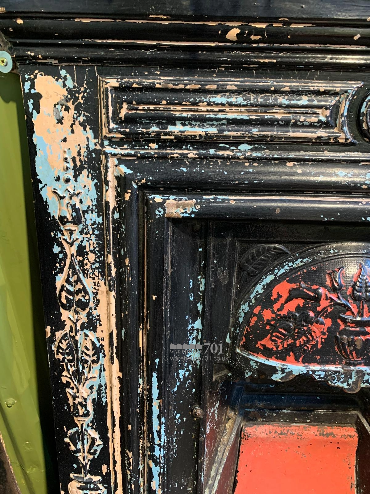 Cast iron fire place - no tiles gold edges