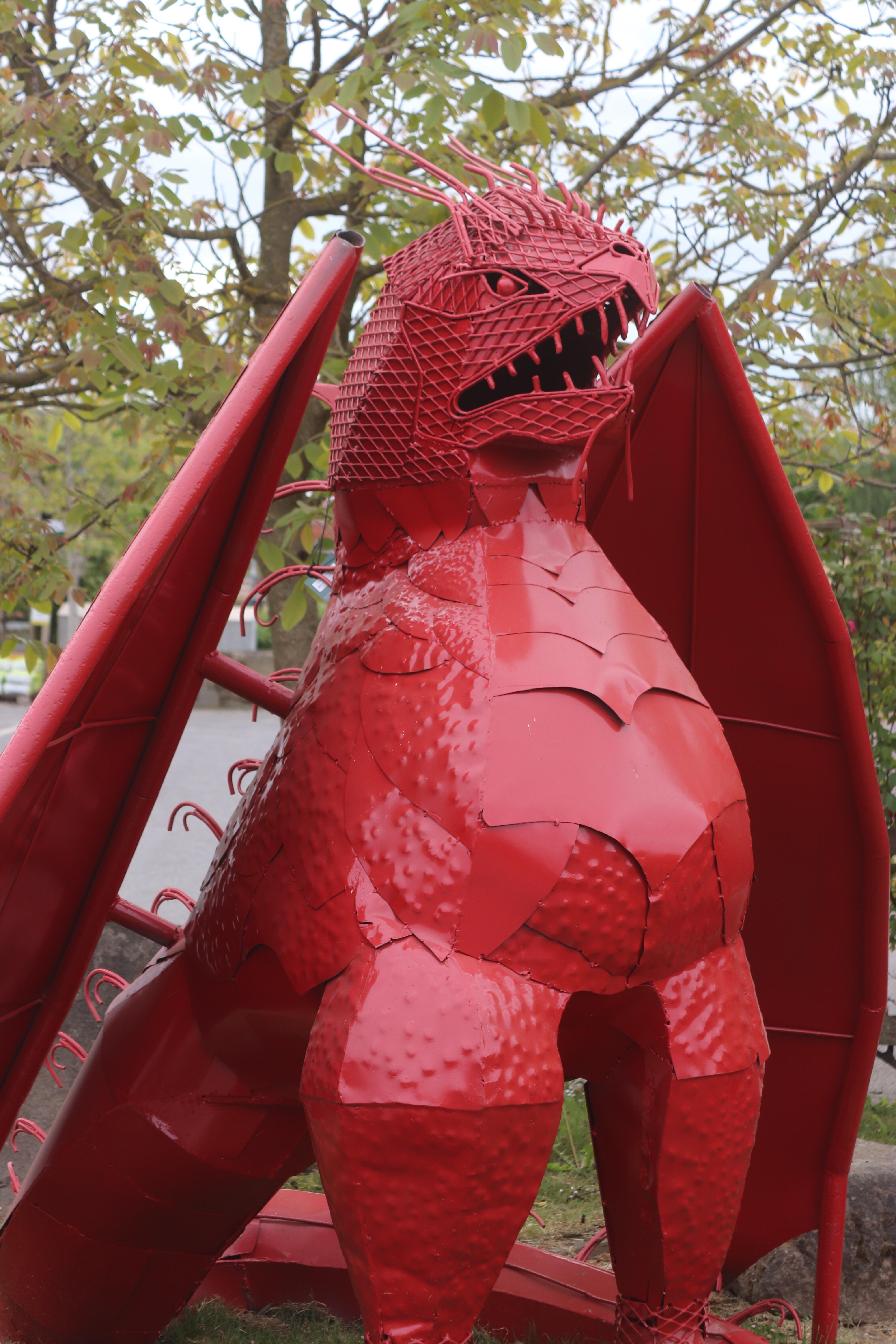 Large Red Metal Dragon / Wyvern Sculpture – Steel Garden / Interior 2m tall