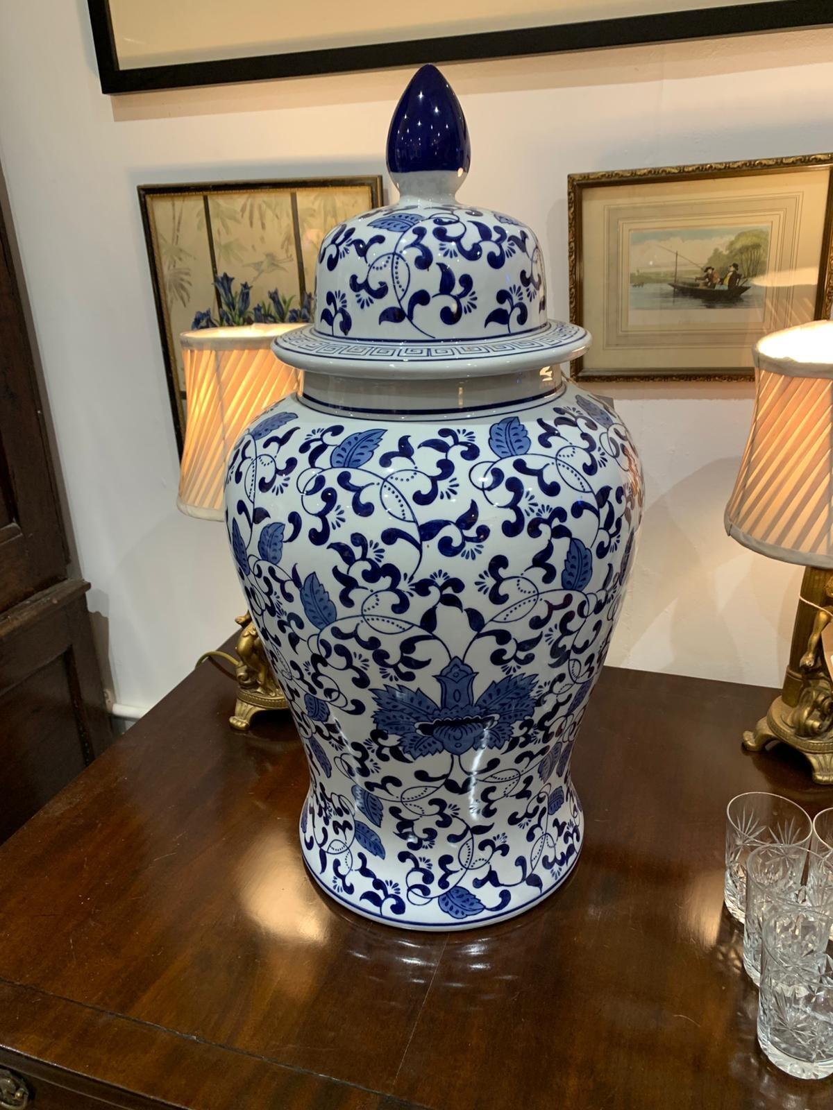 24 inch Mandarin ginger jar
