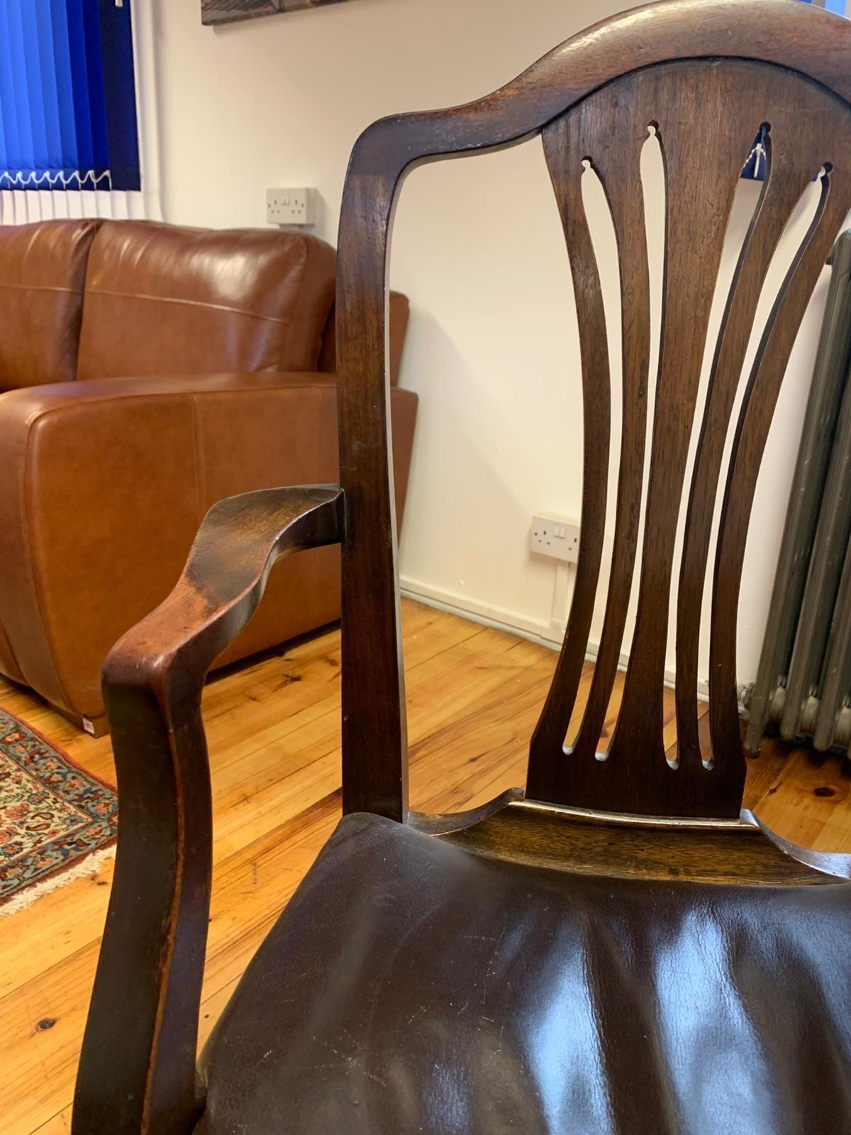 Set of 8 antique Georgian mahogany dining chairs
