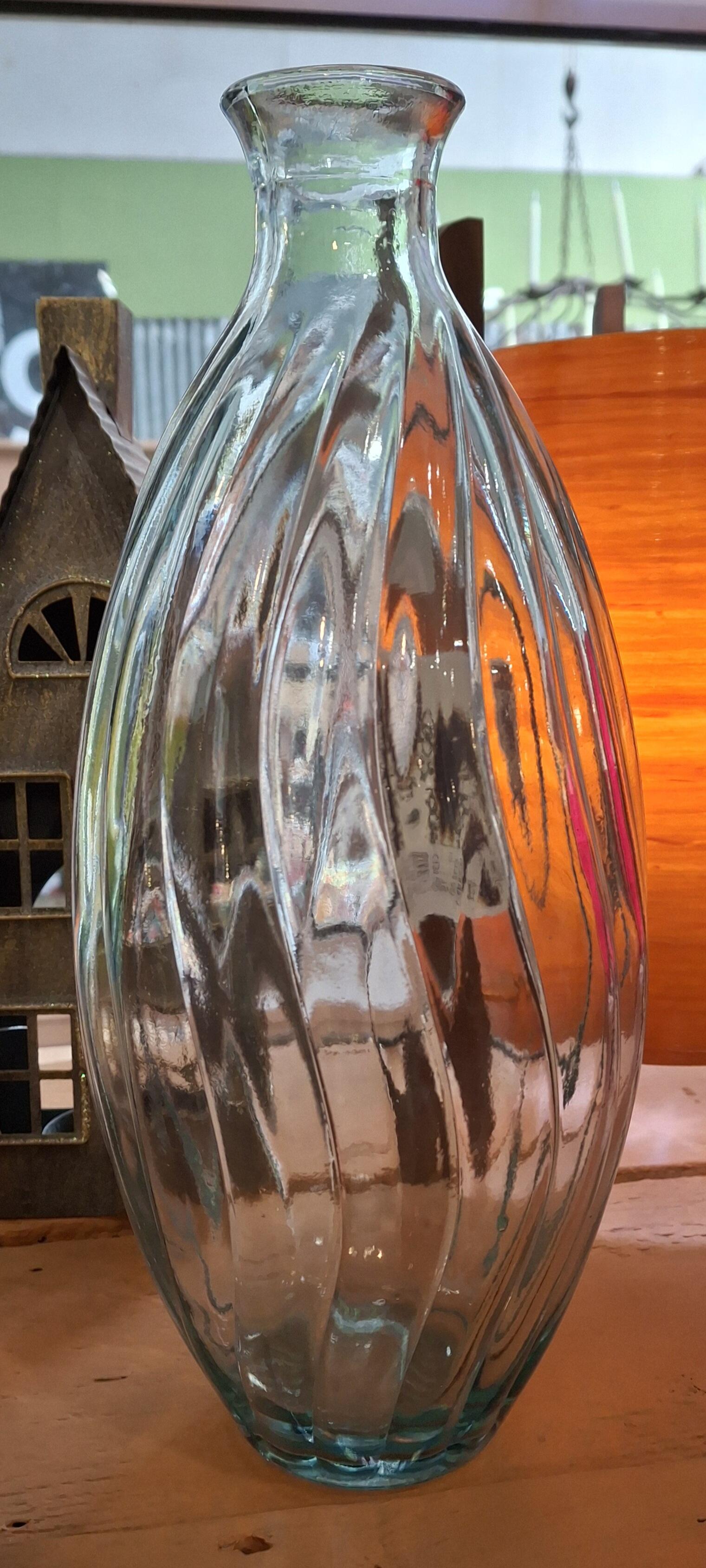 31cm Tall Spiral Vase in Recycled Glass