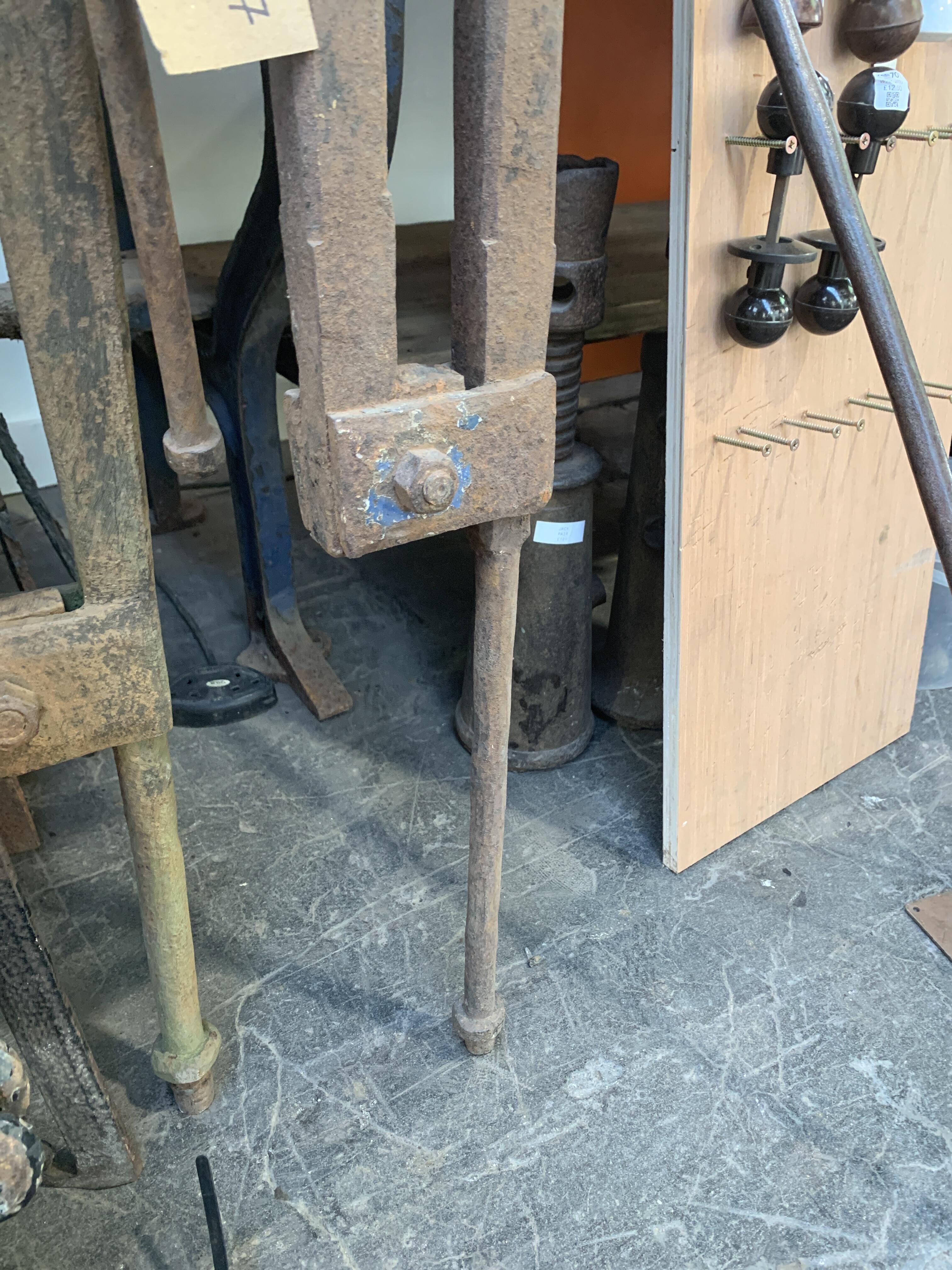 Vintage Blacksmith Leg Vice - Reclaimed