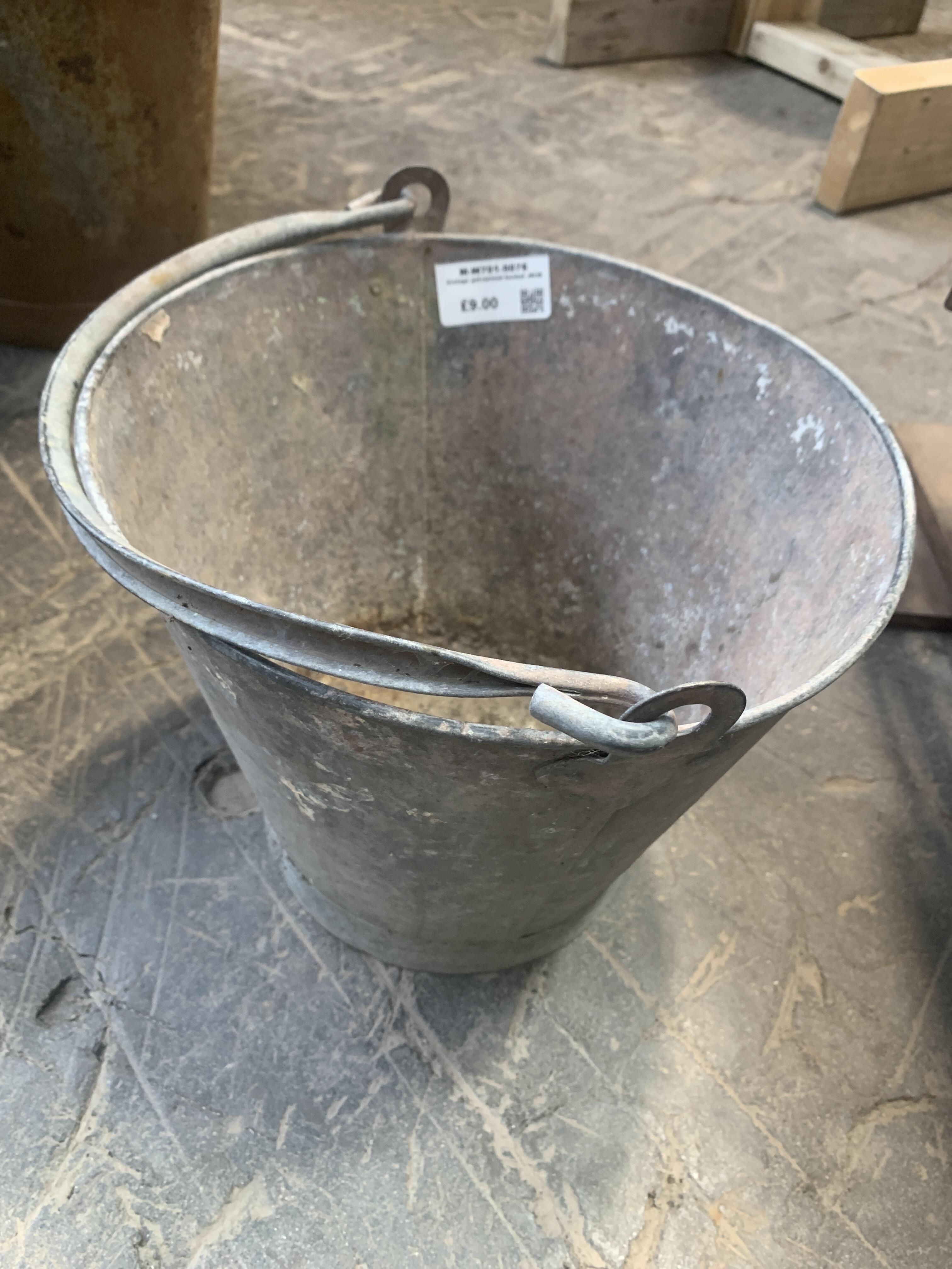 Vintage Galvanised Bucket - Rustic Charm