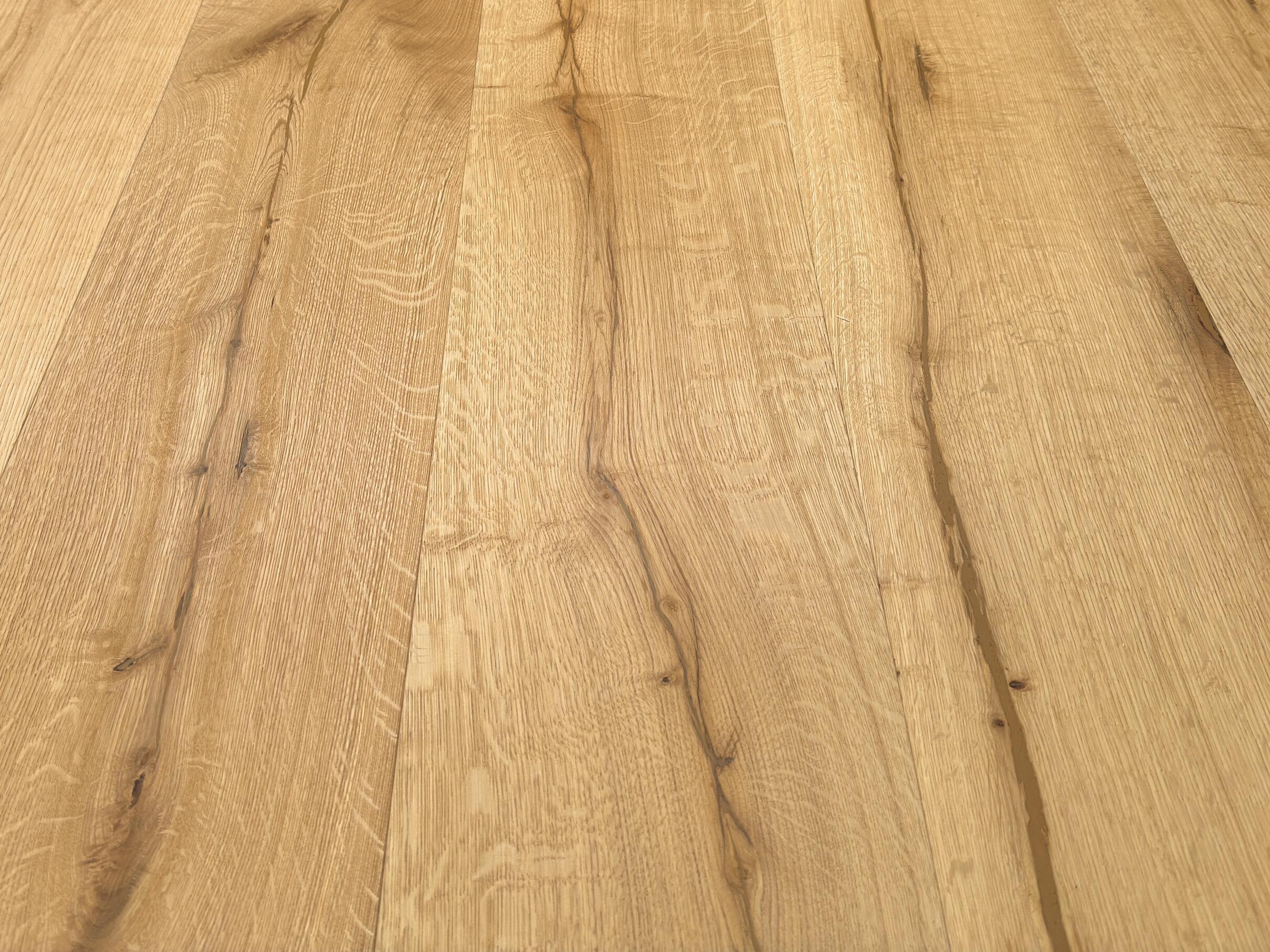 'Laura' Rustic Natural Engineered Oak Flooring