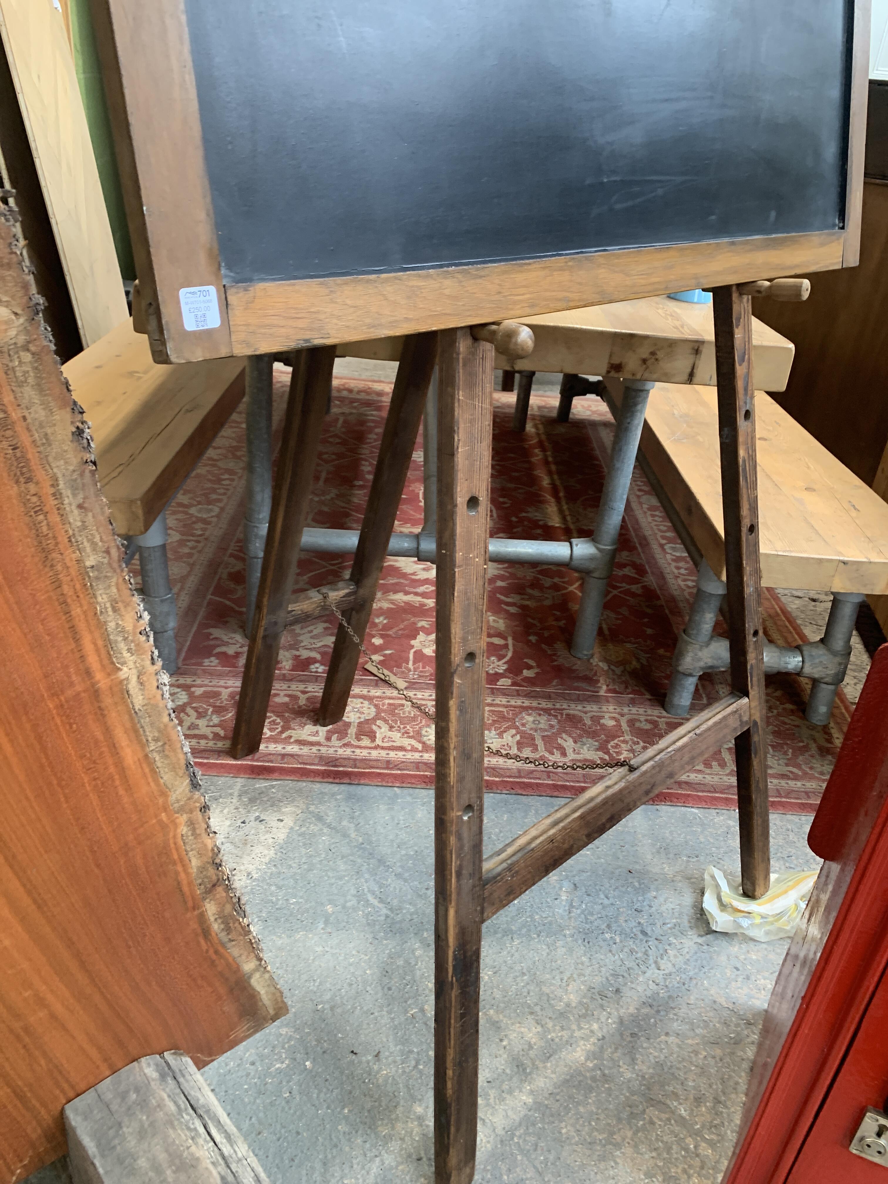Vintage Easel with Chalkboard - EAST2074