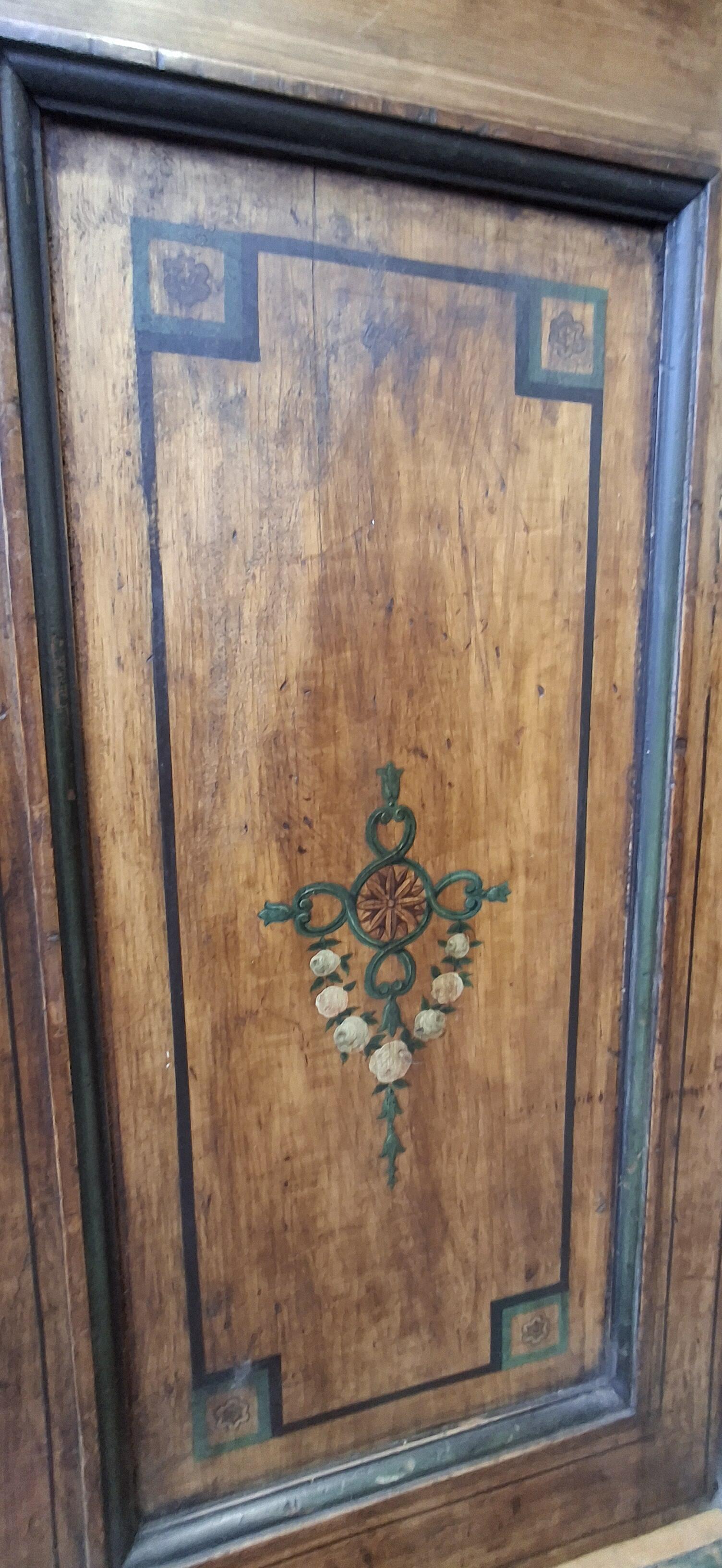 Antique Linen Press with Painted Panels & Edges AP658