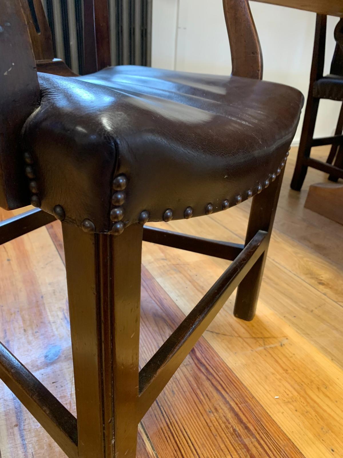 Set of 8 antique Georgian mahogany dining chairs