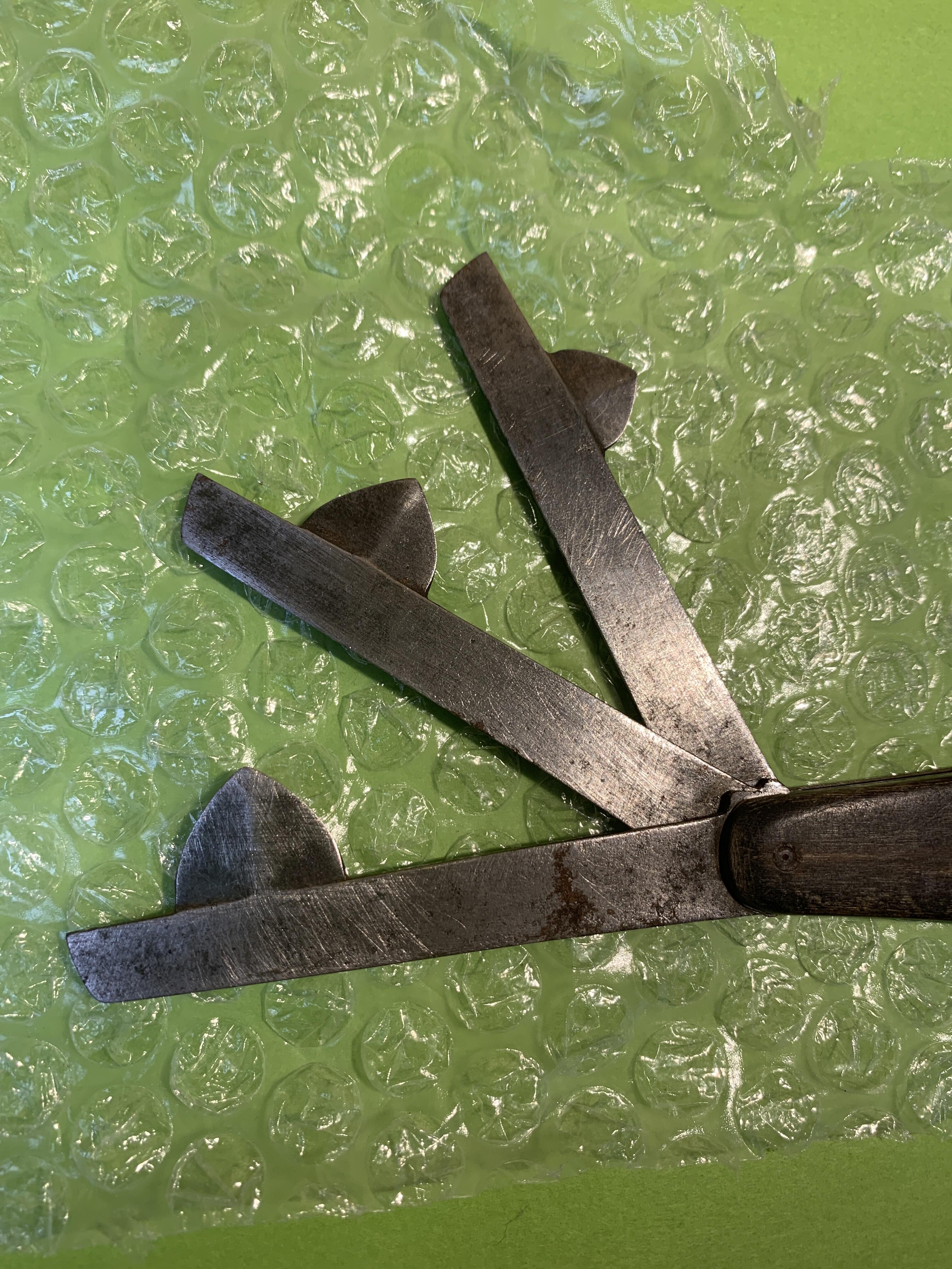 Antique 1840's 3-Bladed Fleam