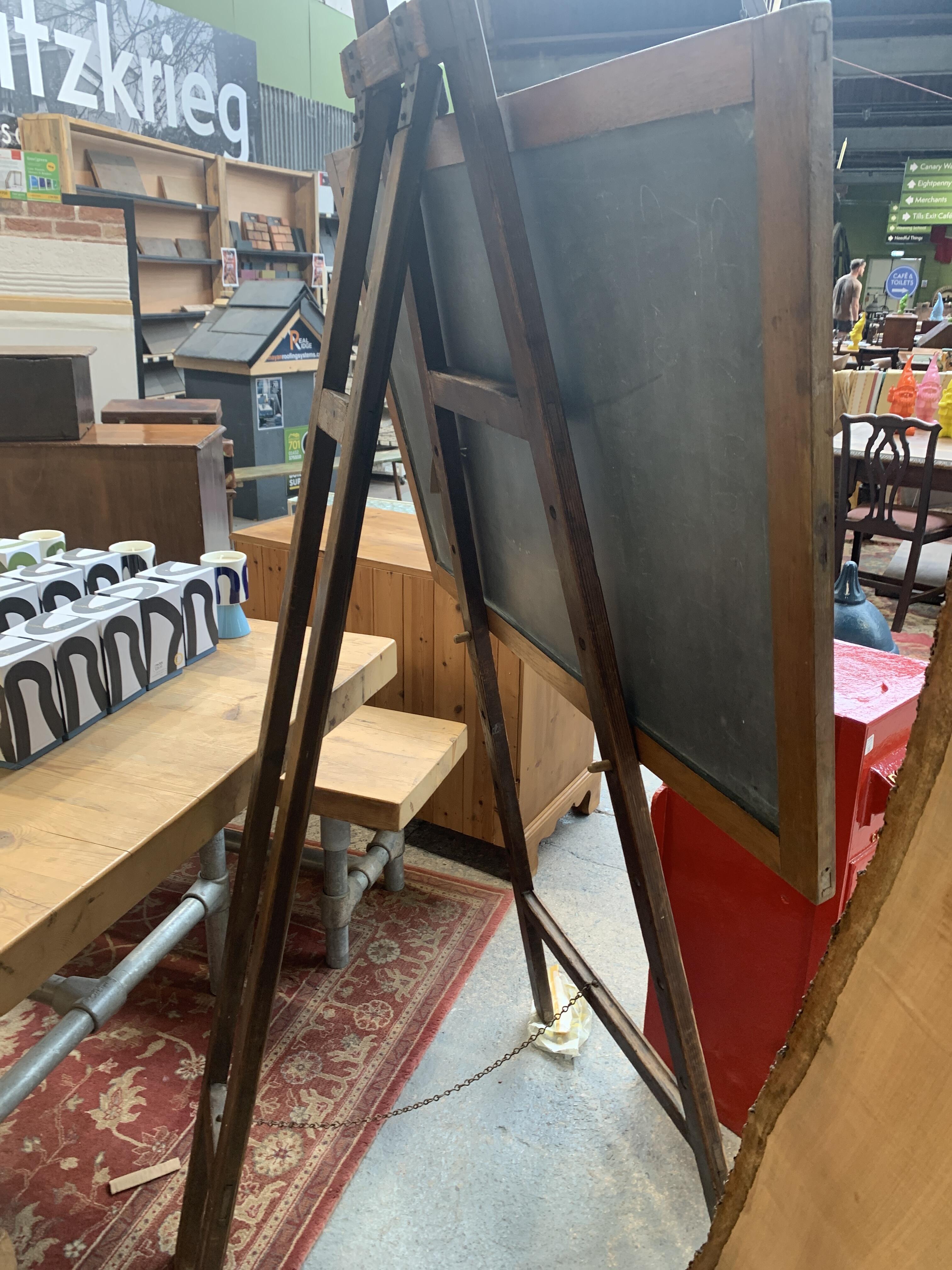 Vintage Easel with Chalkboard - EAST2074