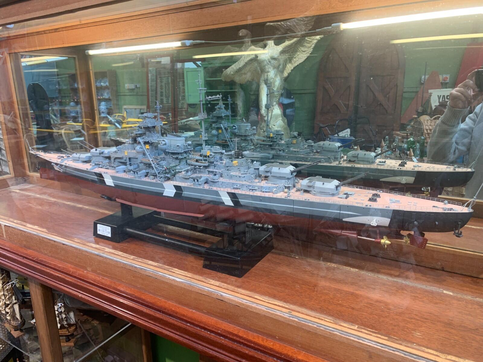 1/200 Bismarck model battle ship remote control
