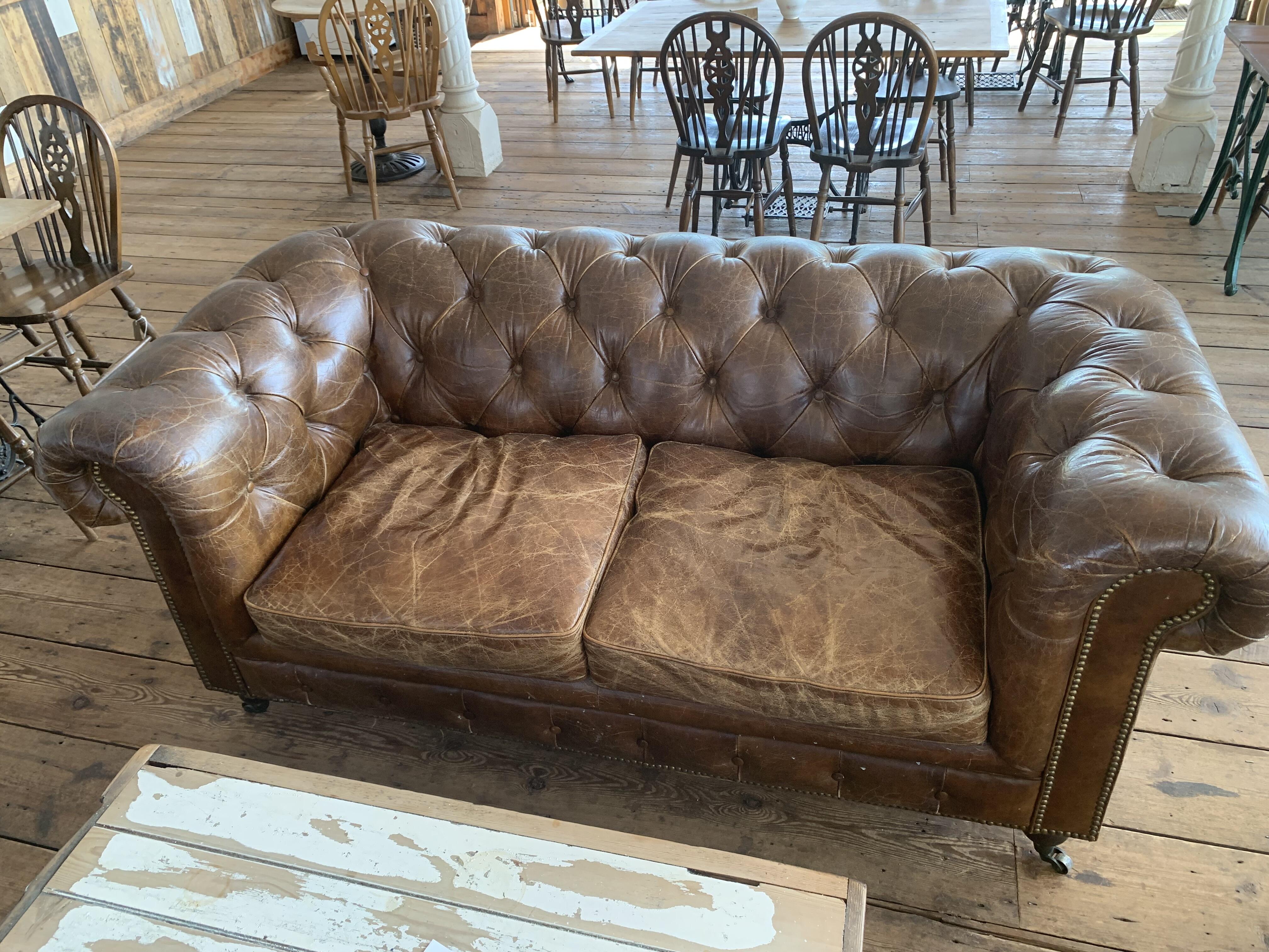Vintage Leather Chesterfield Sofa - Classic Charm