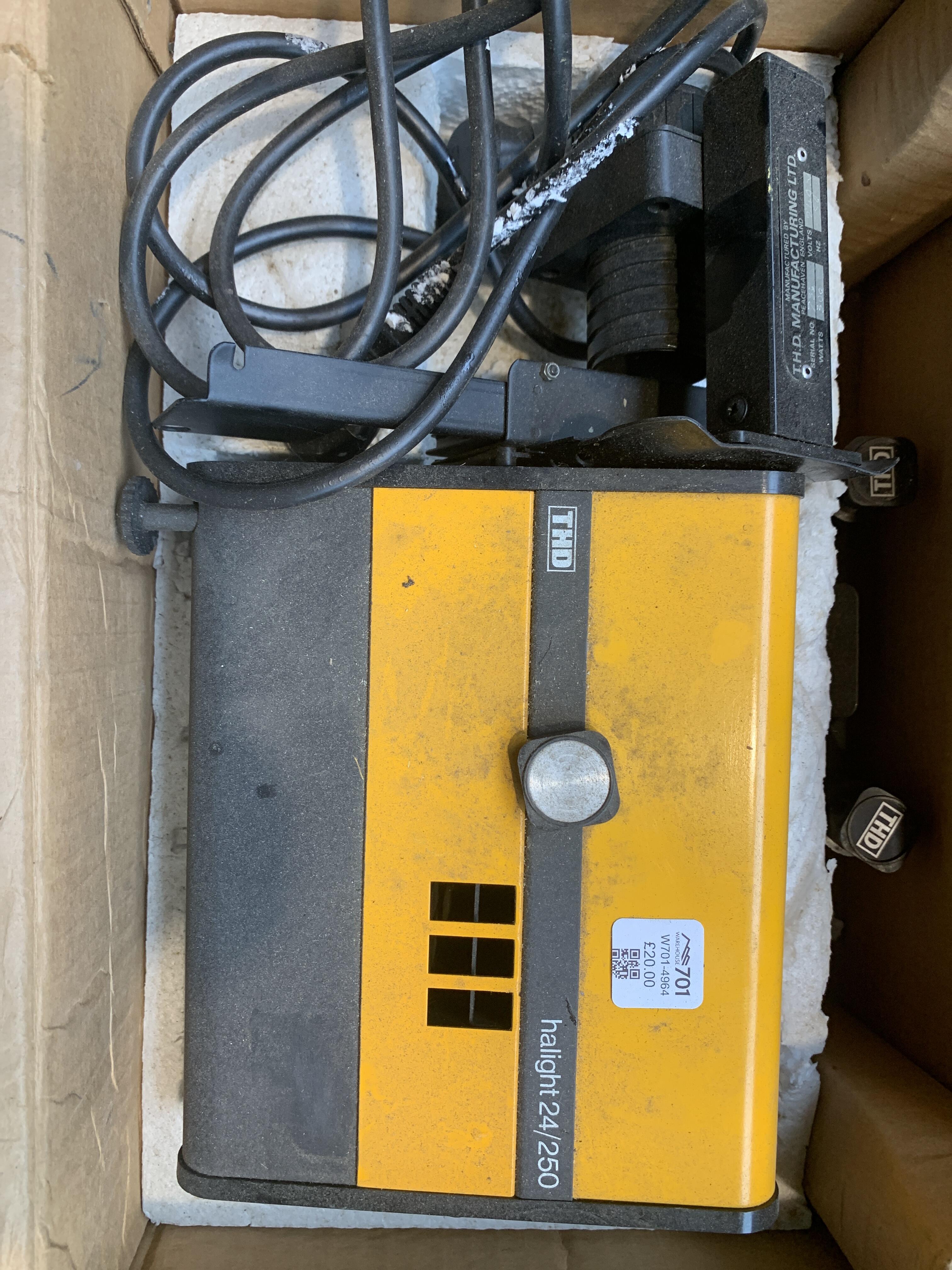 THD Halight 24/250 Projector - Untested, Used