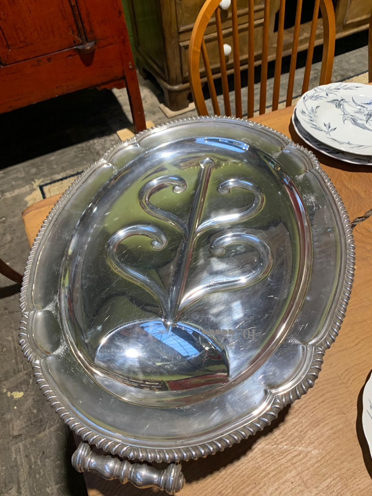 Large meat dome and platter