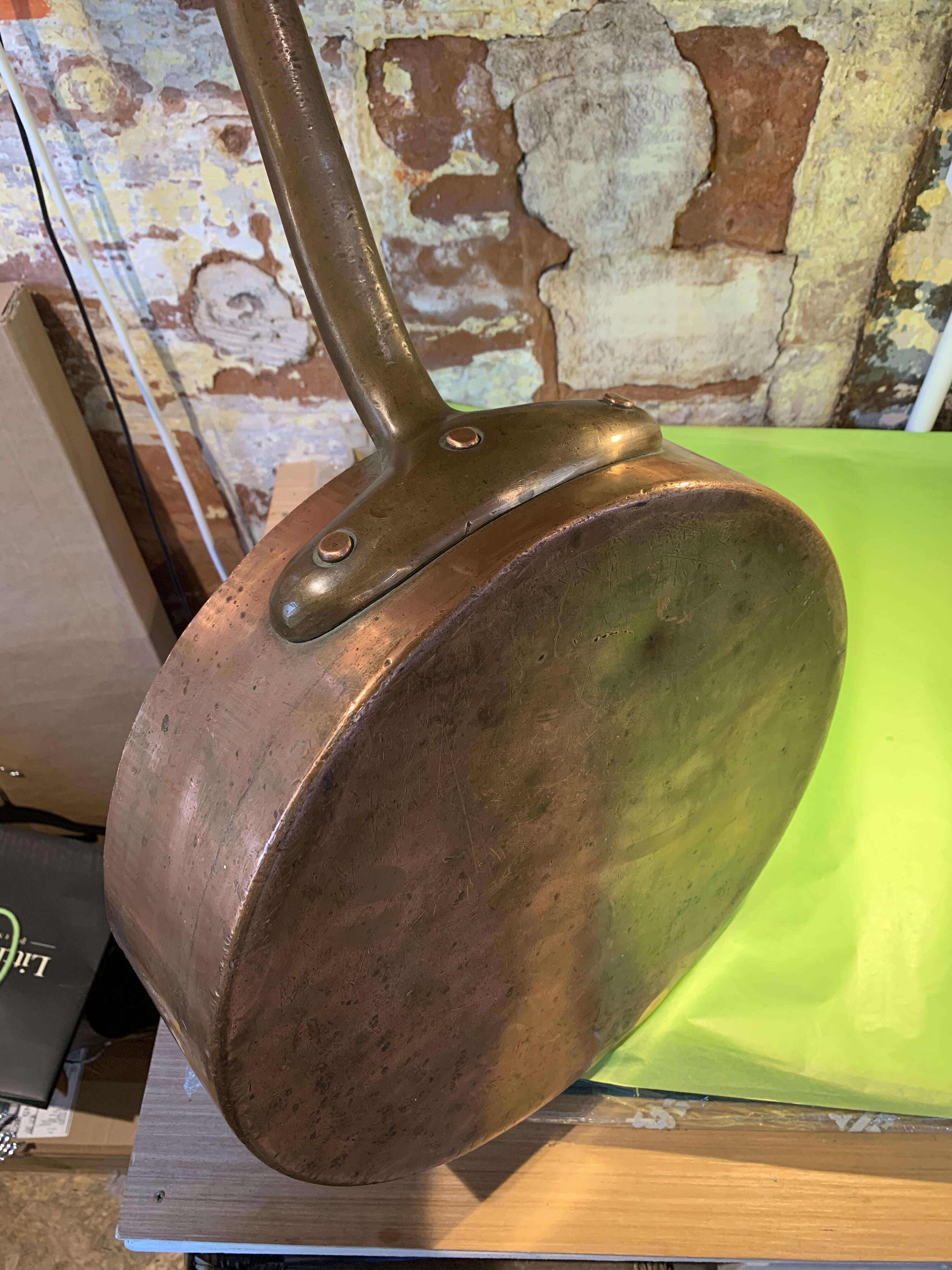 Antique Leon Jaeggi & Son's Large Solid Copper Pan