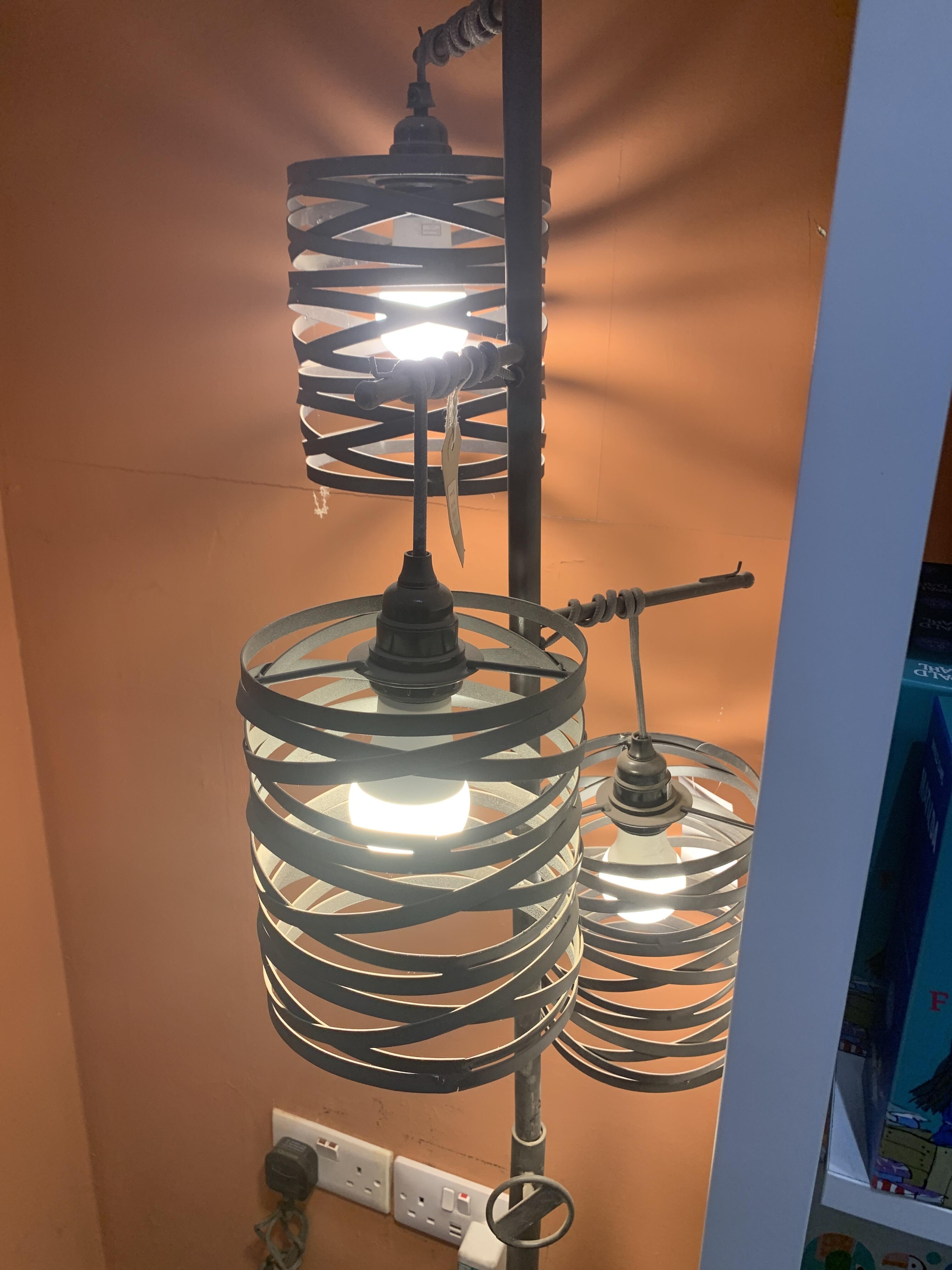 Industrial Style 3-Bulb Floor Lamp, 160cm