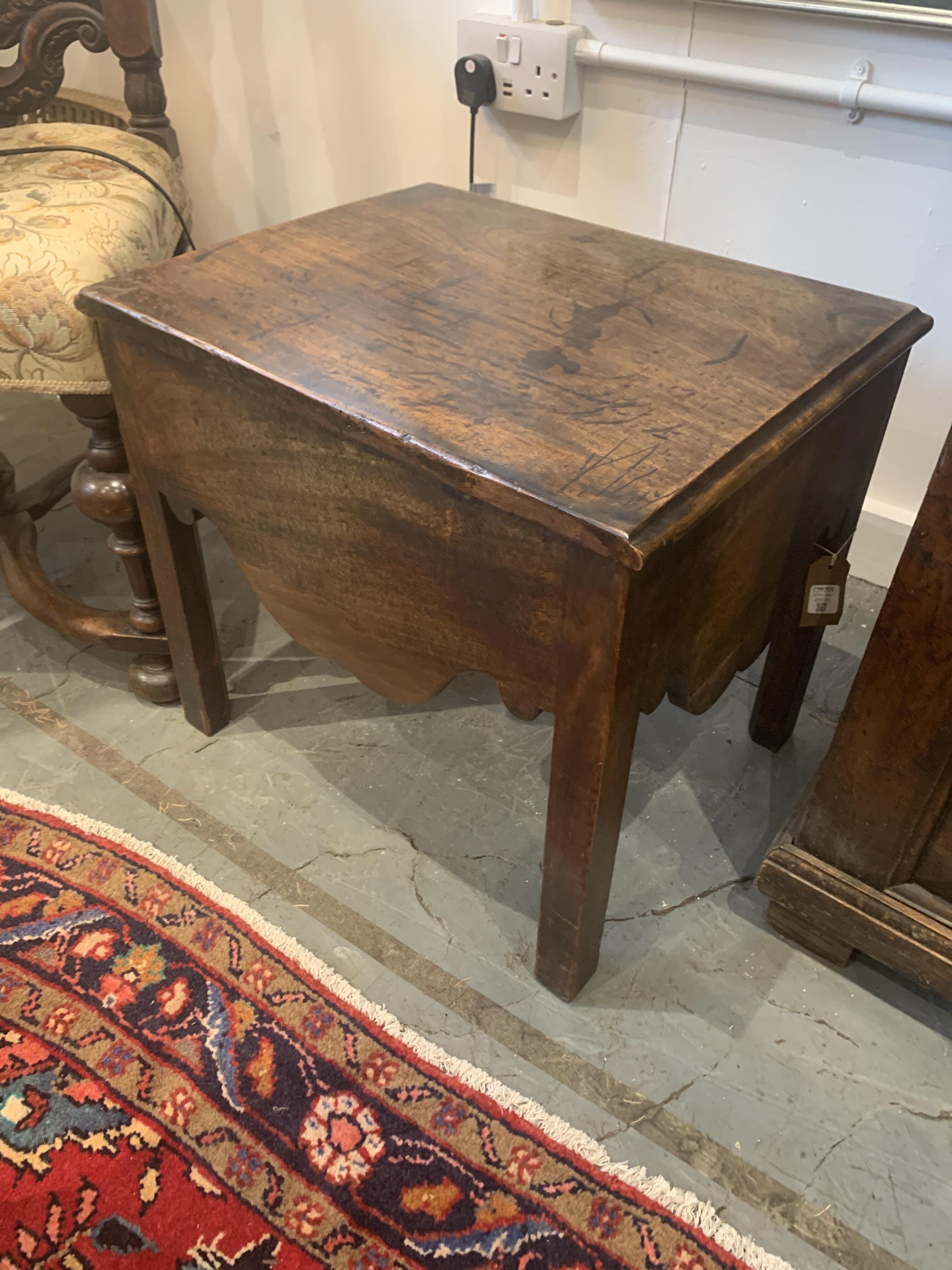 Antique Oak Commode CHU186