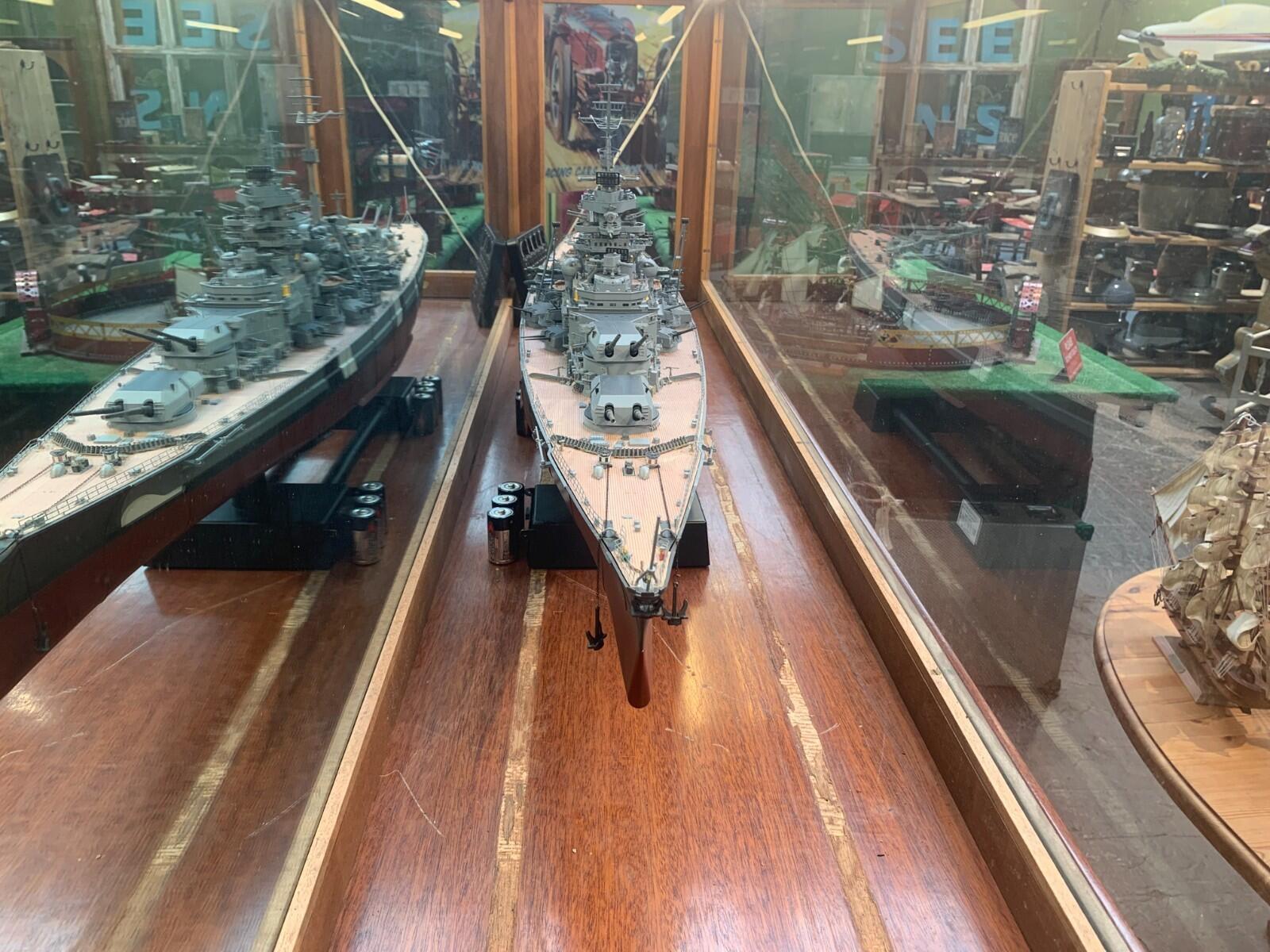 1/200 Bismarck model battle ship remote control