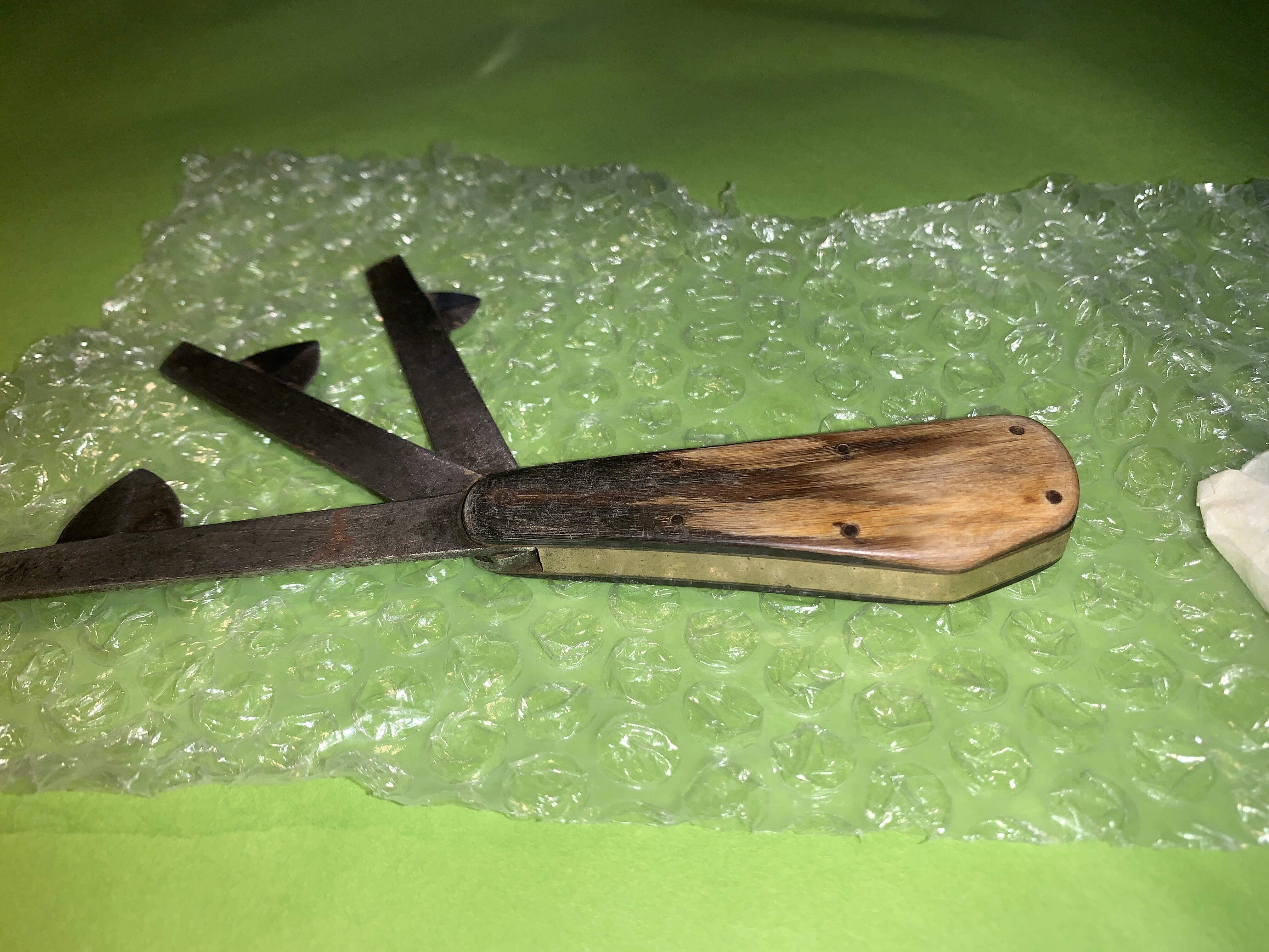 Antique 1840's 3-Bladed Fleam