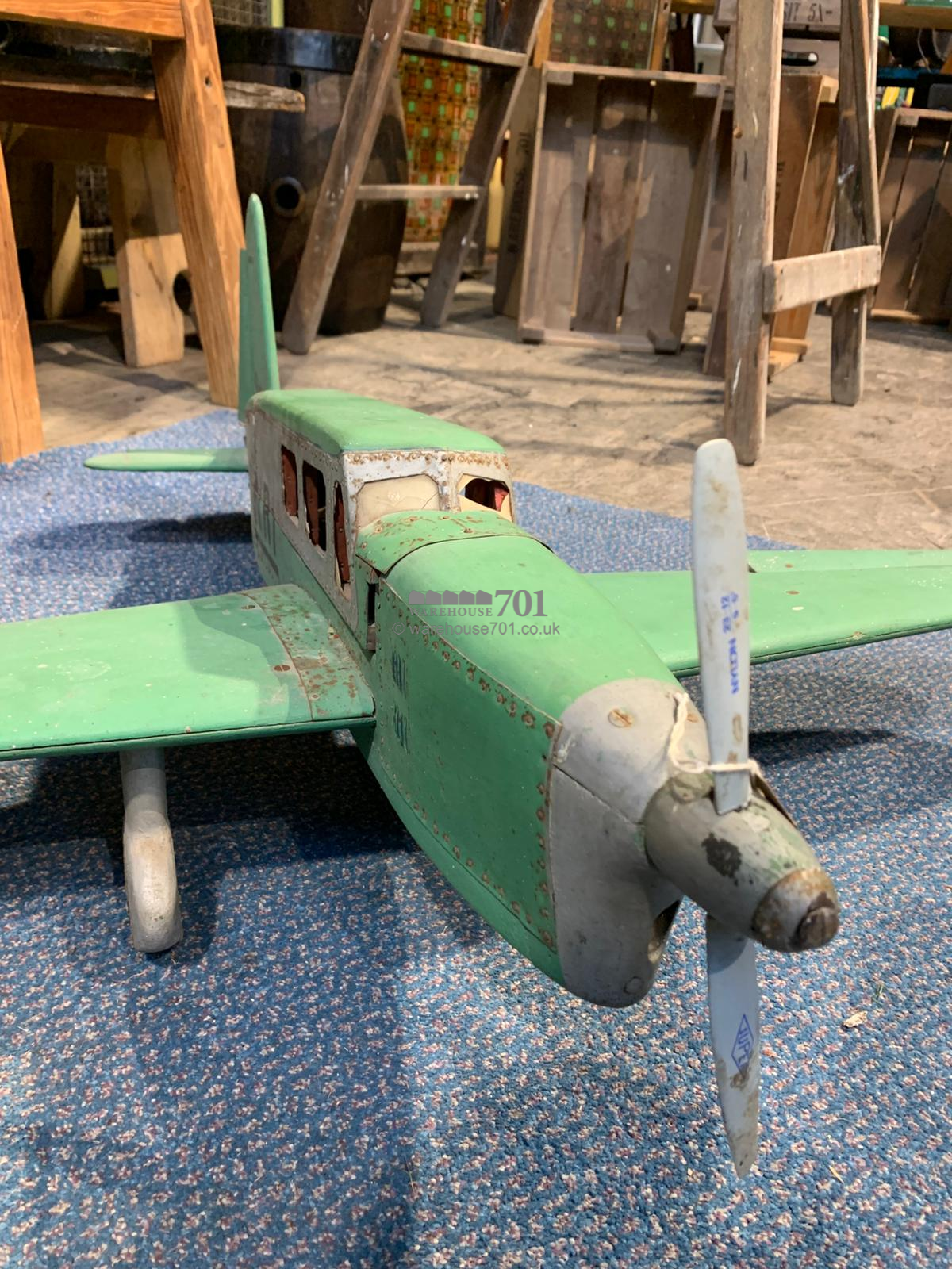 1930s French tethered-flight model plane