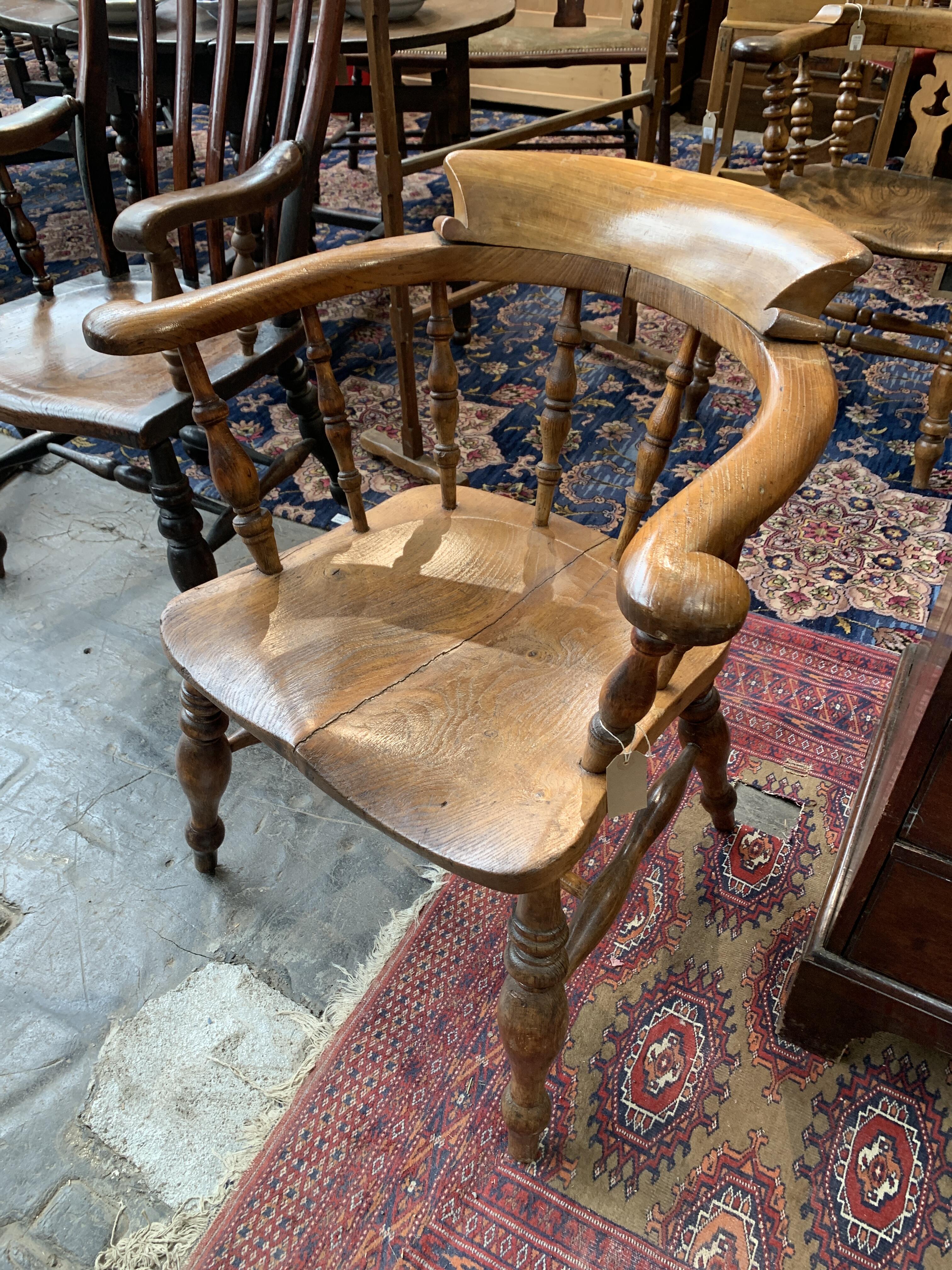 Antique Elm & Beech Captain's Chair AW2505