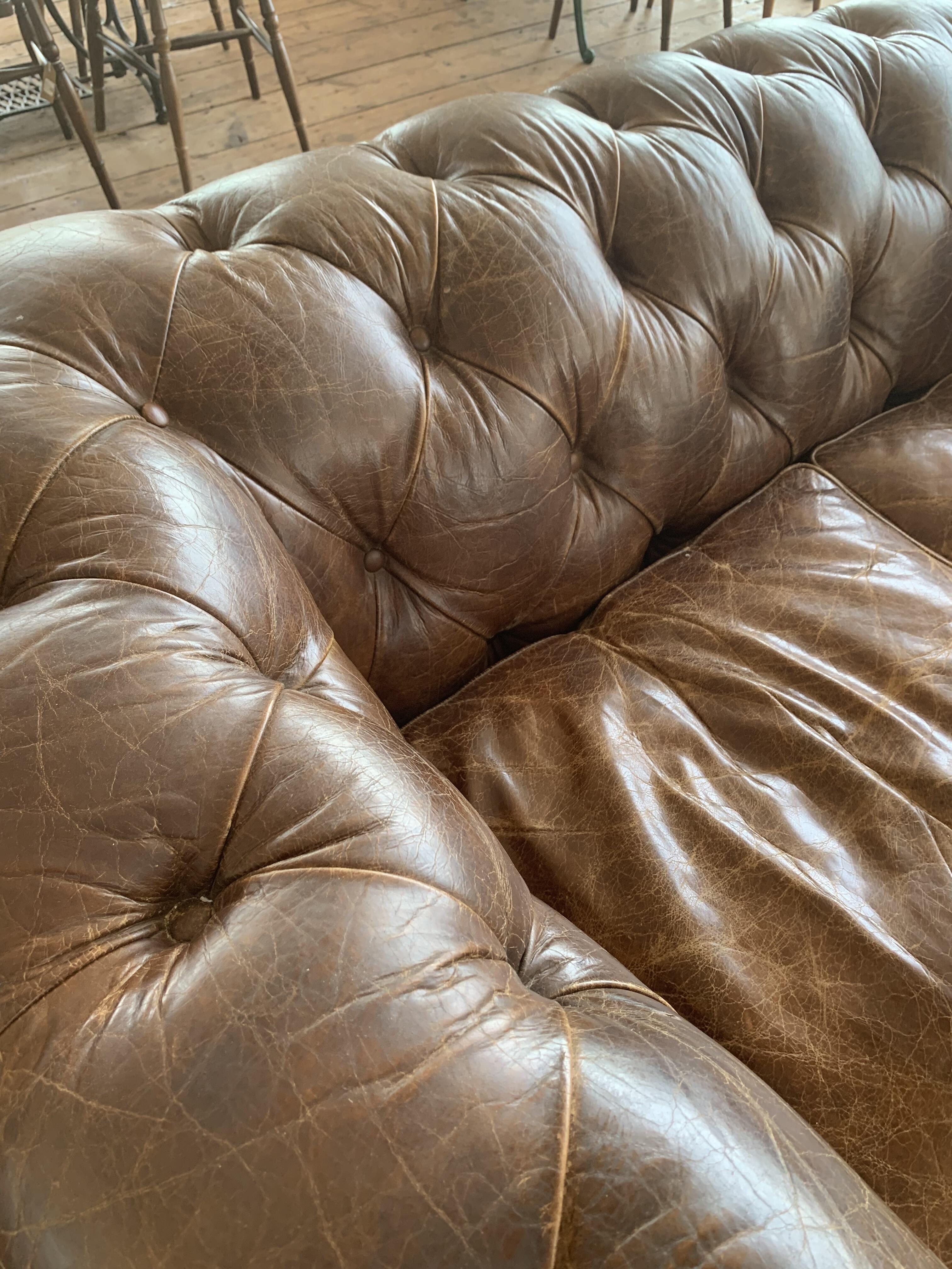 Vintage Leather Chesterfield Sofa - Classic Charm