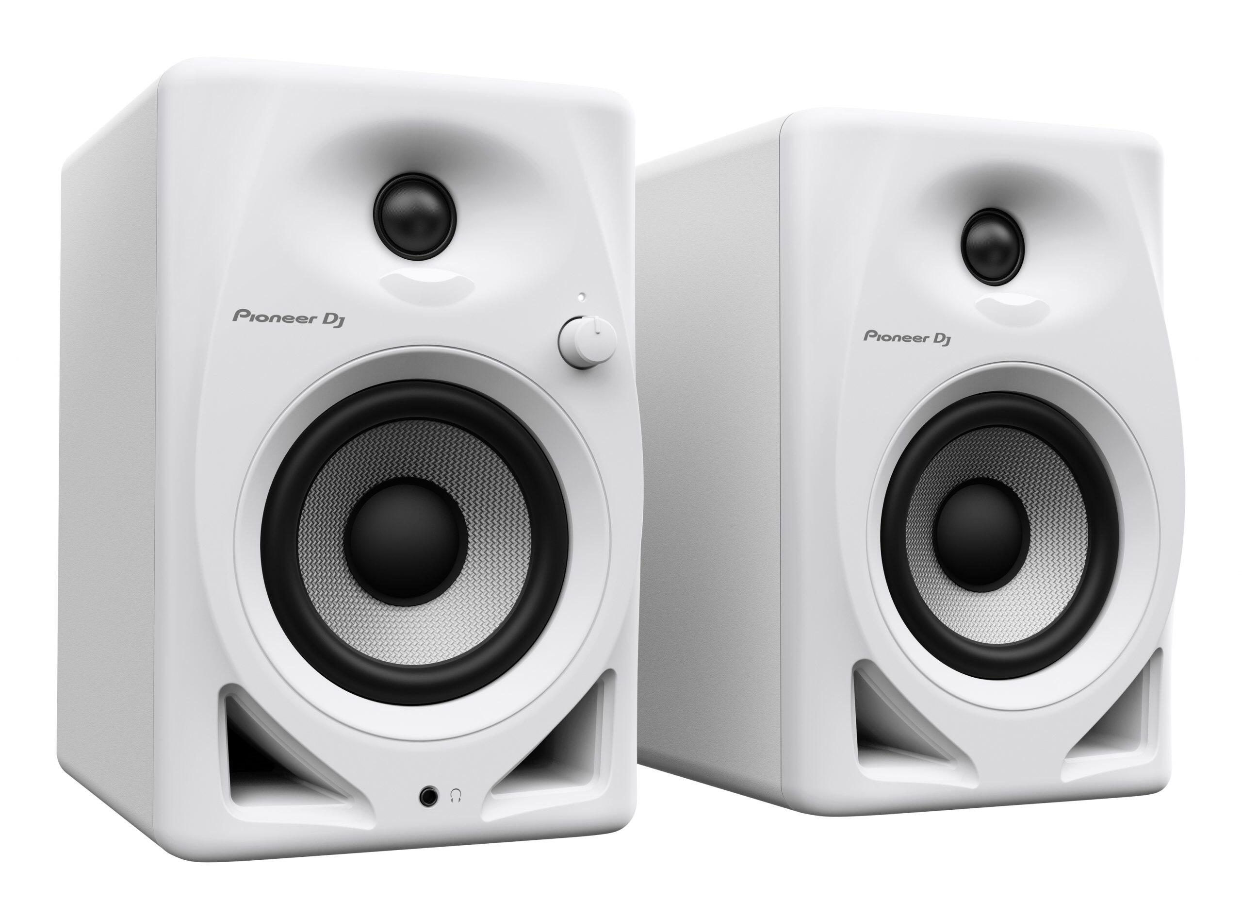 Pioneer DJ DM-40D-W speakers angle