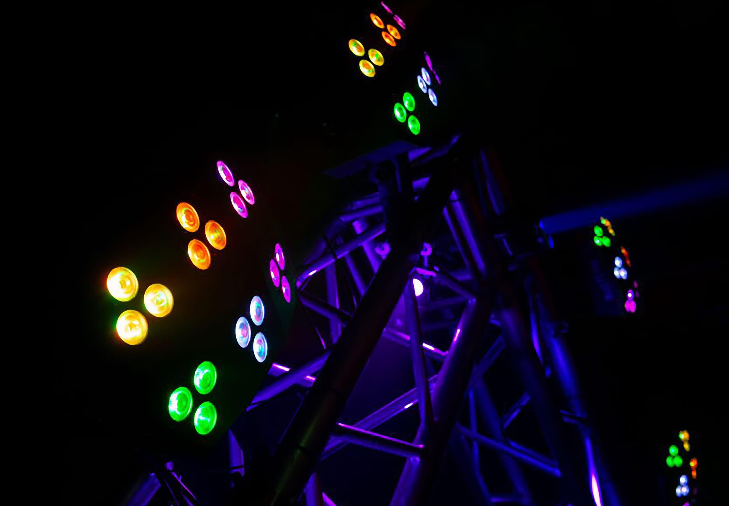 Chauvet DJ Wash FX Hex ILS effect 2
